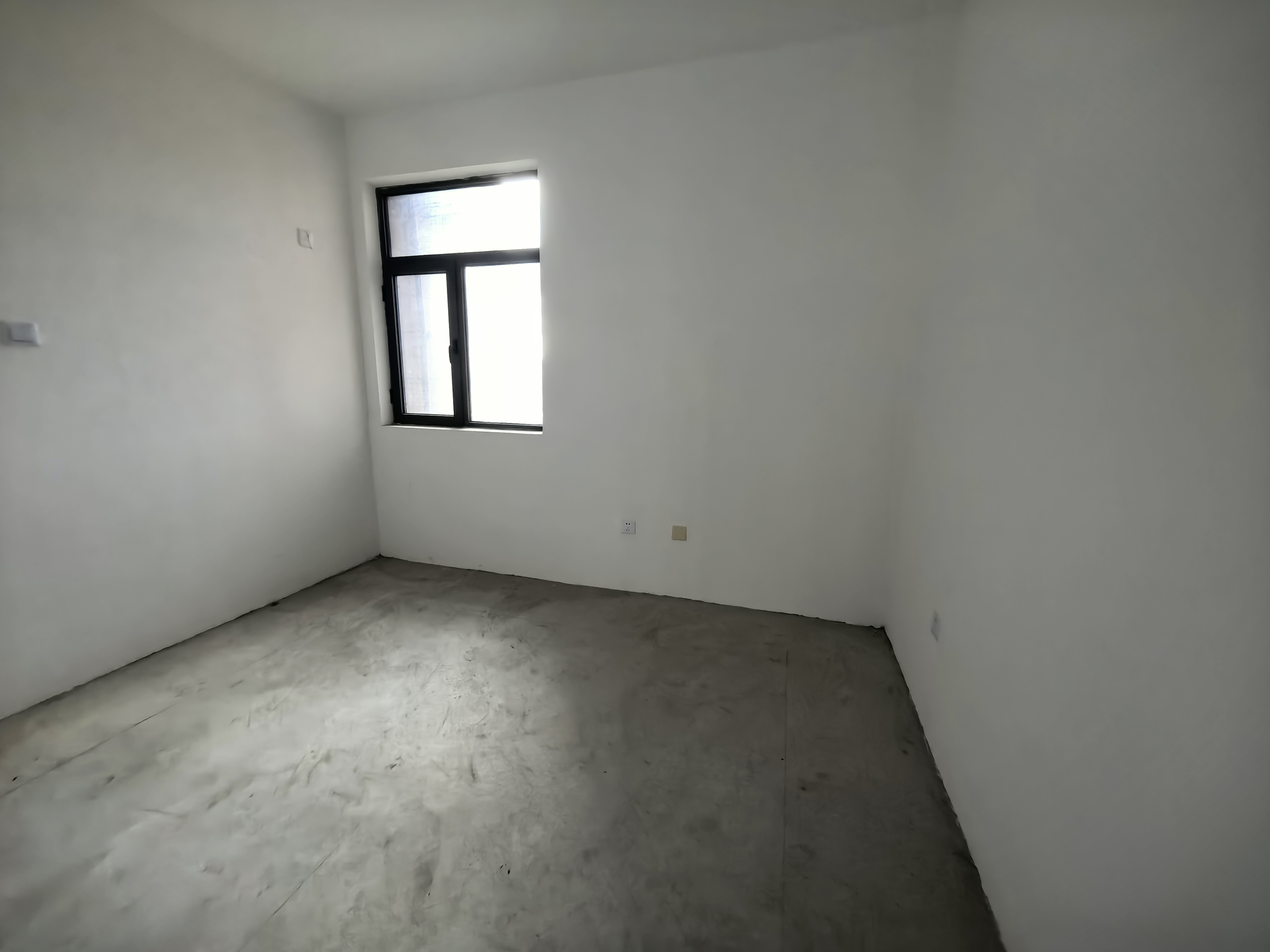 华山朝霞里(朝霞里花苑) 3室2厅1卫 125m&sup2;