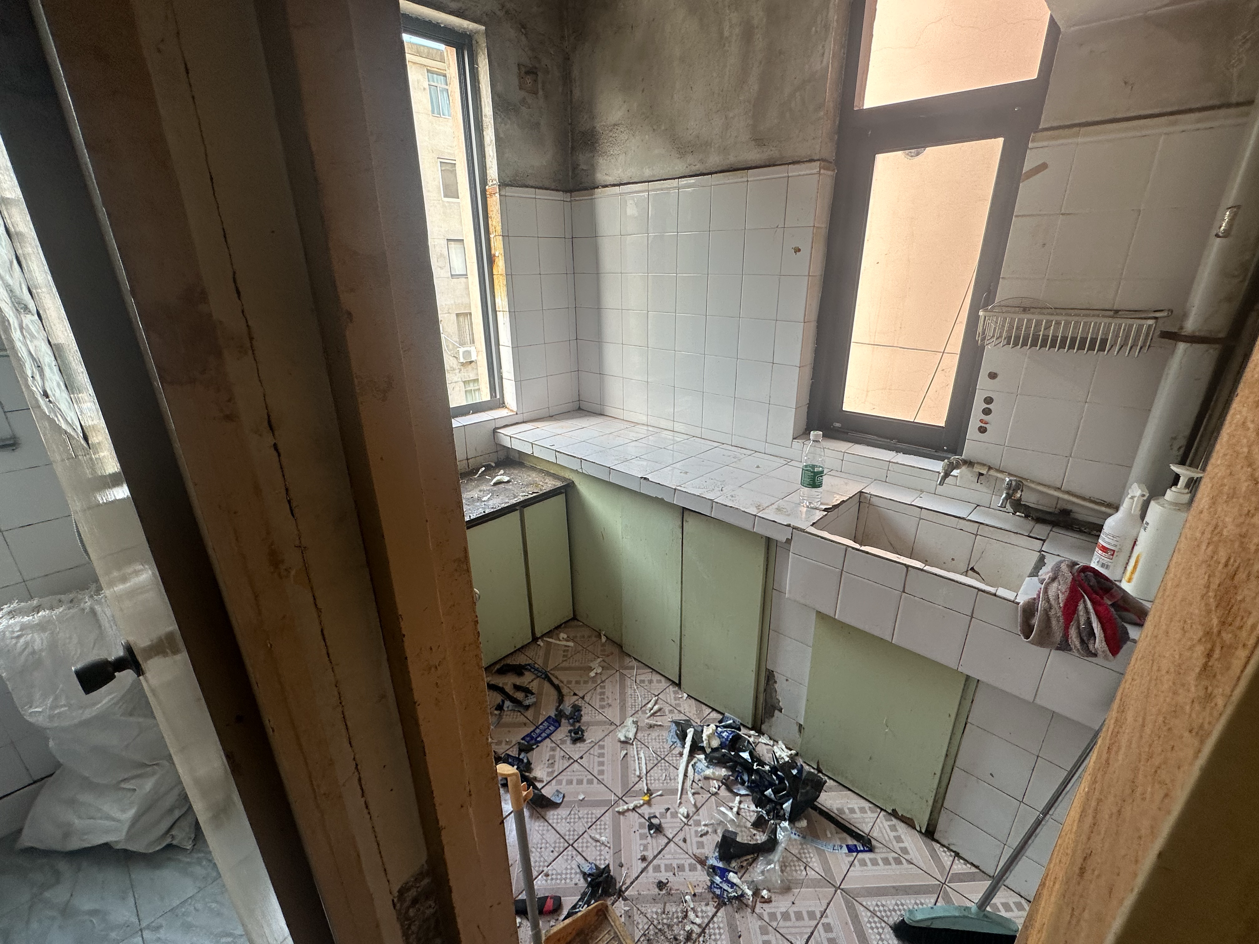 虹桥东村 2室1厅1卫 67m&sup2;