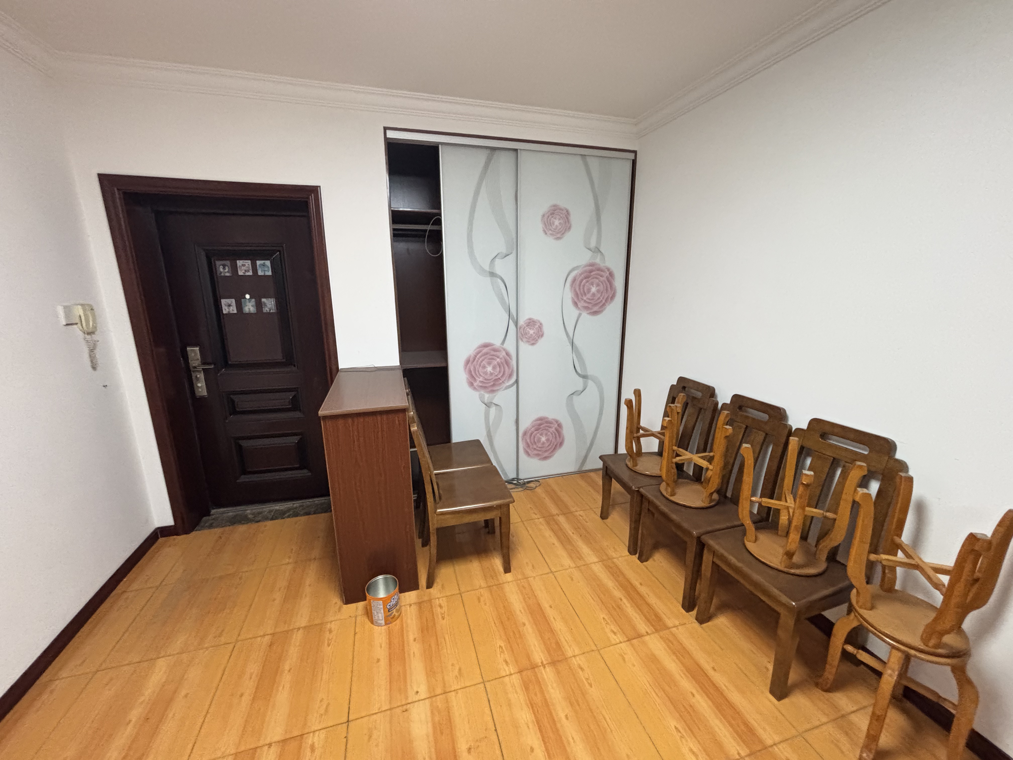 华侨花苑 3室1厅1卫 100m&sup2;