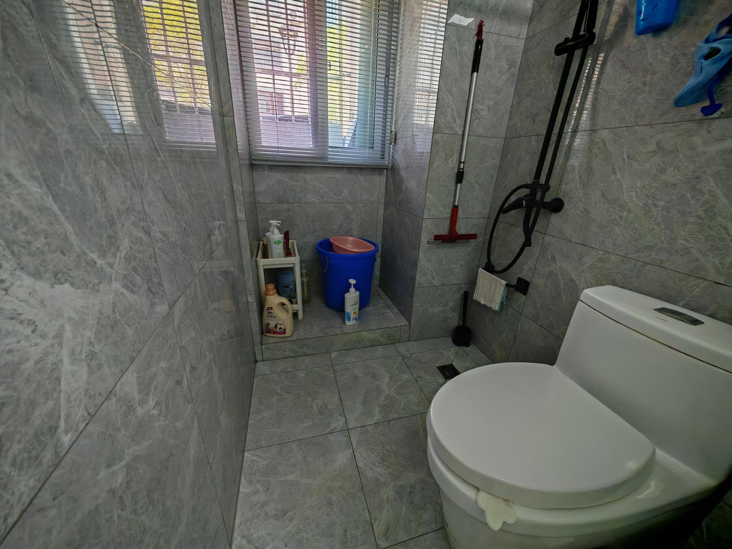 新桥北村 2室1厅1卫 68m&sup2;