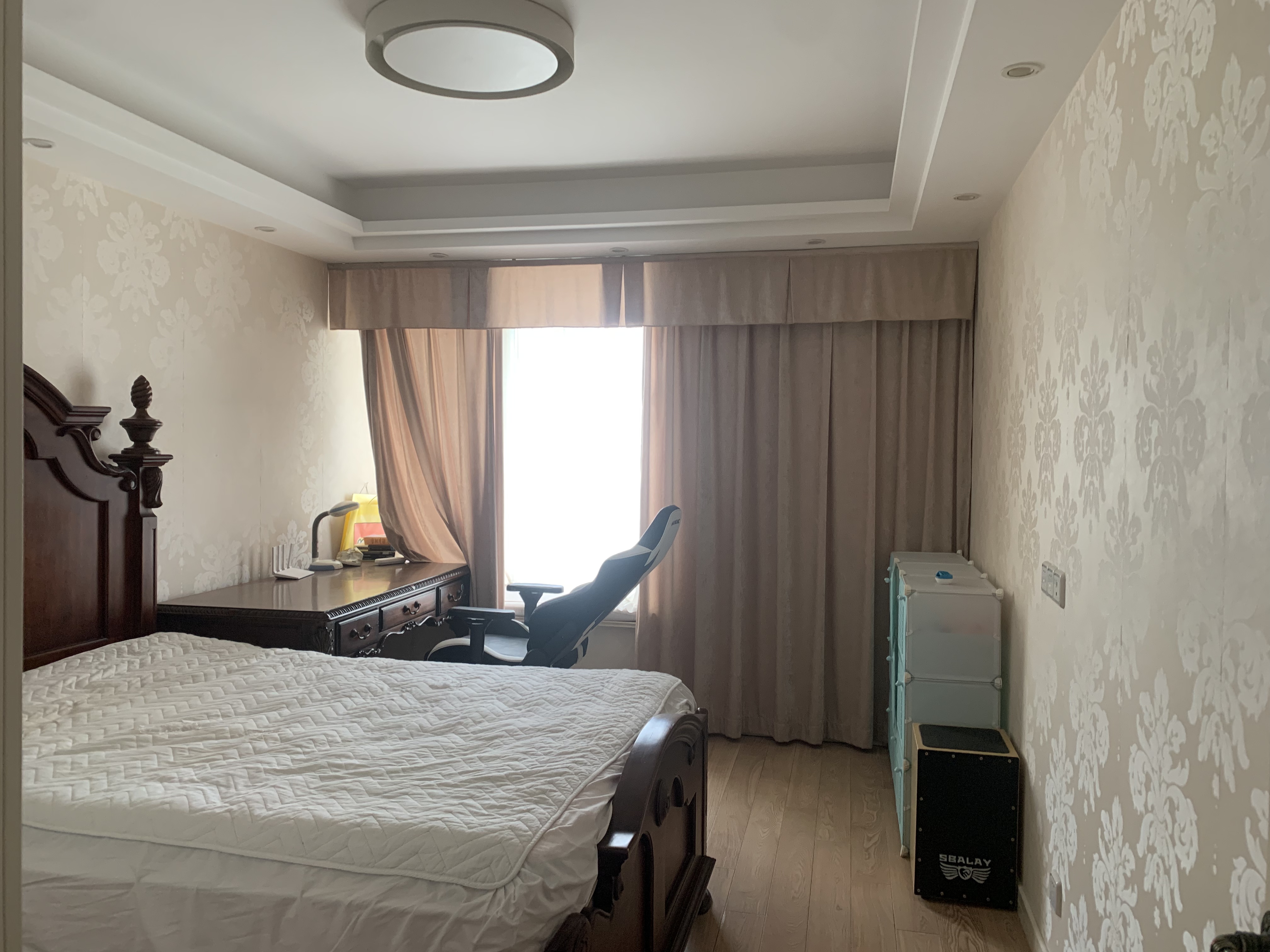 江海名苑南区 3室2厅2卫 170m&sup2;