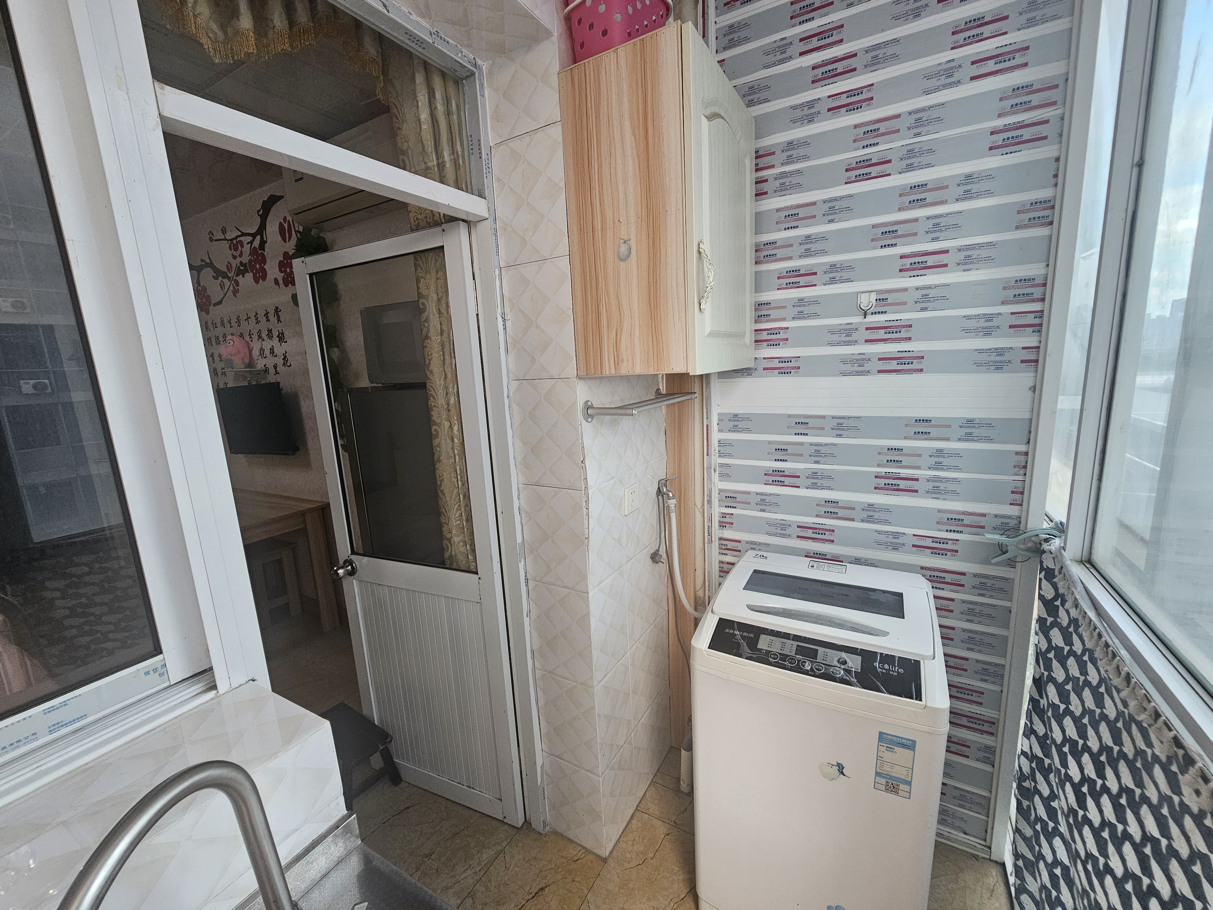 涌鑫八达通广场 1室1厅1卫 32m&sup2;