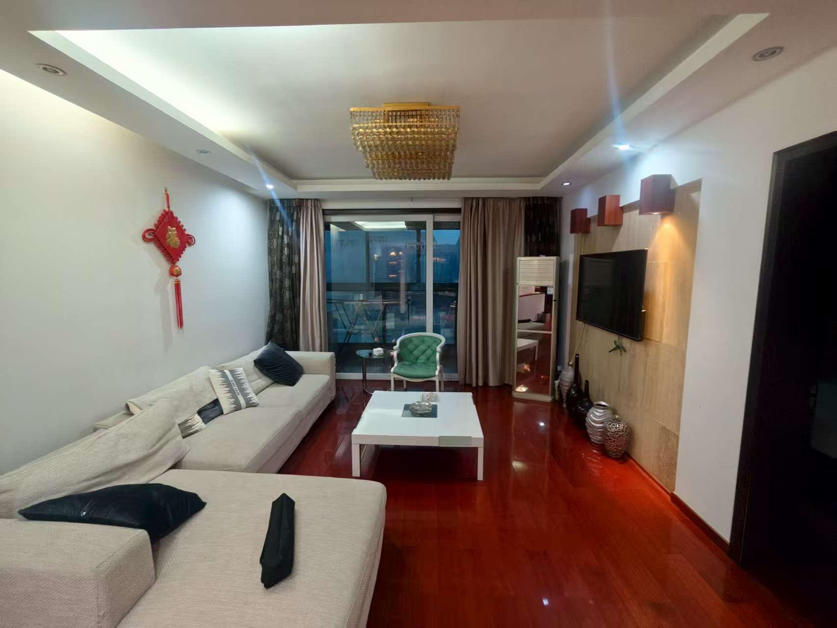 江海名苑南区 3室2厅2卫 155m&sup2;