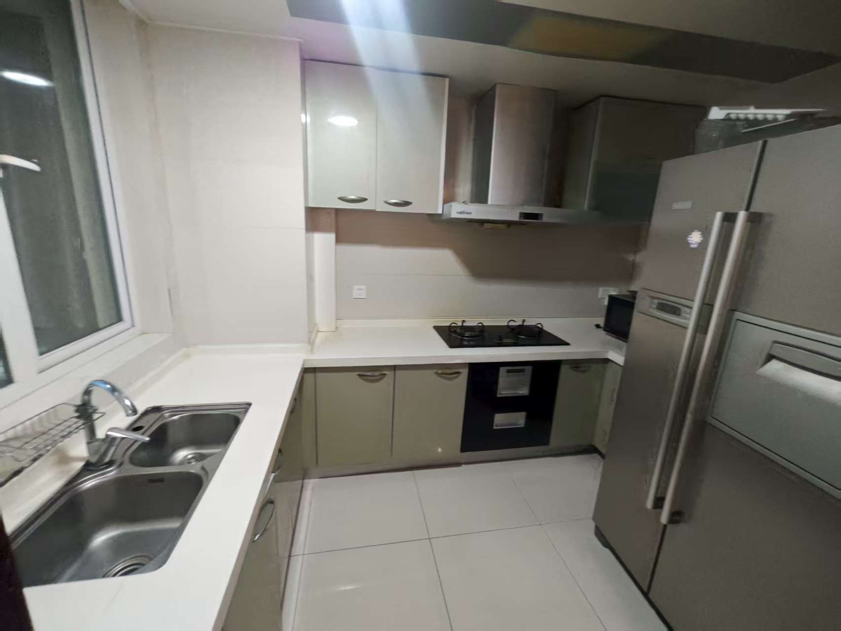 江海名苑南区 3室2厅2卫 155m&sup2;