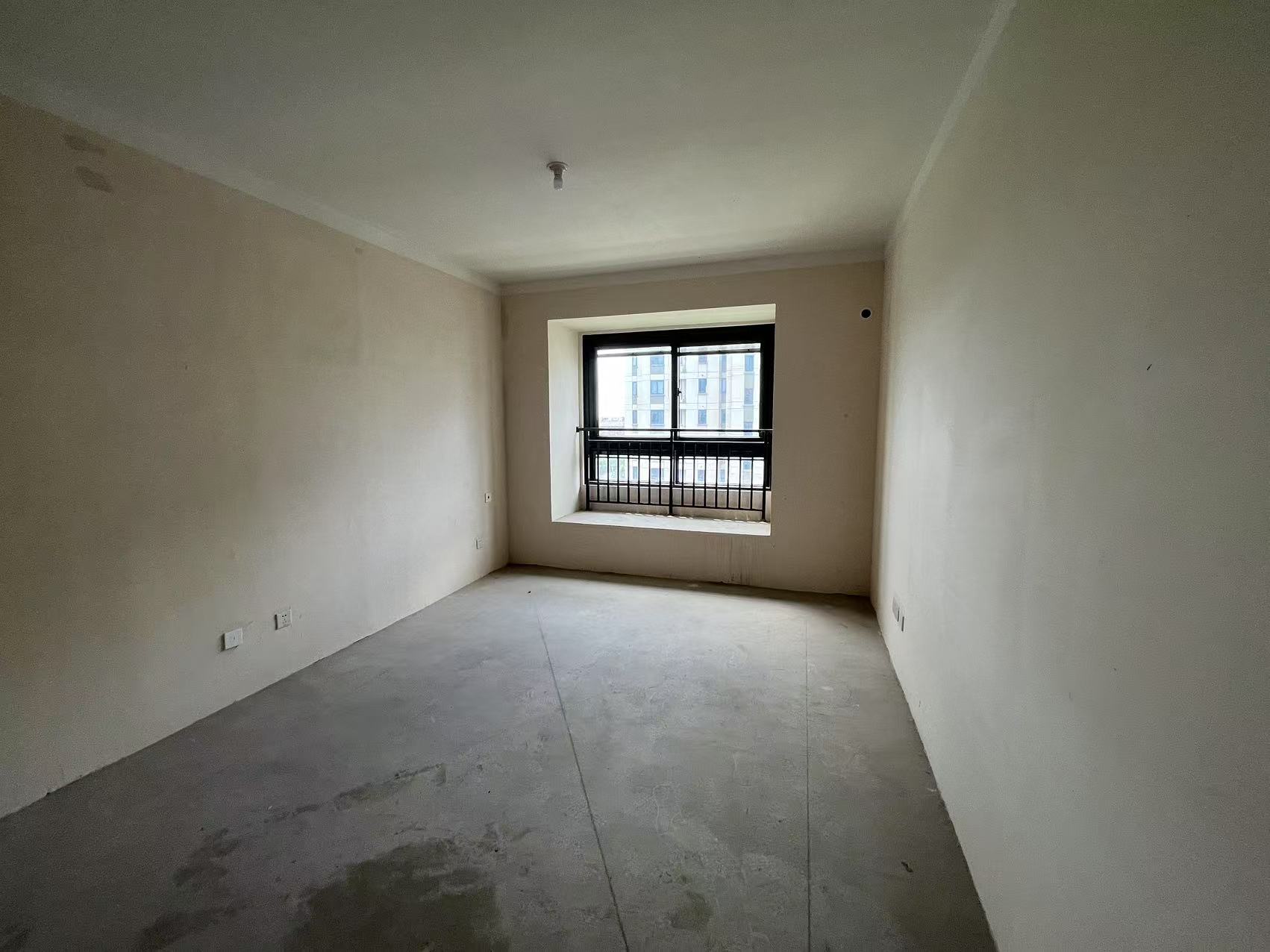 绿地江海图 3室2厅2卫 127m&sup2;