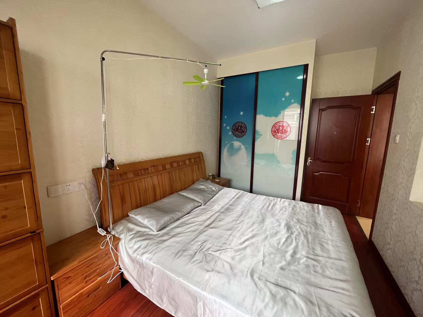金霞南苑南区 3室2厅2卫 125m&sup2;