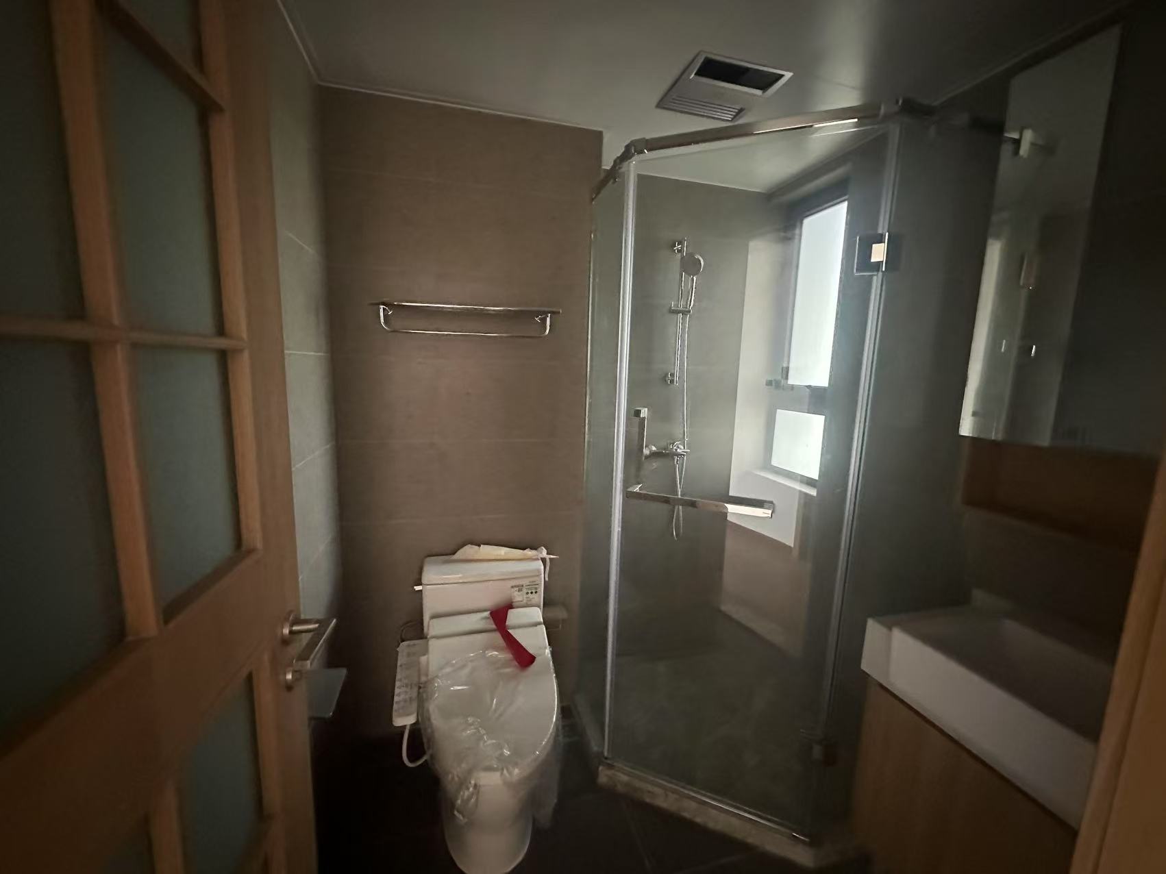 雍华府 3室2厅2卫 98.64m&sup2;