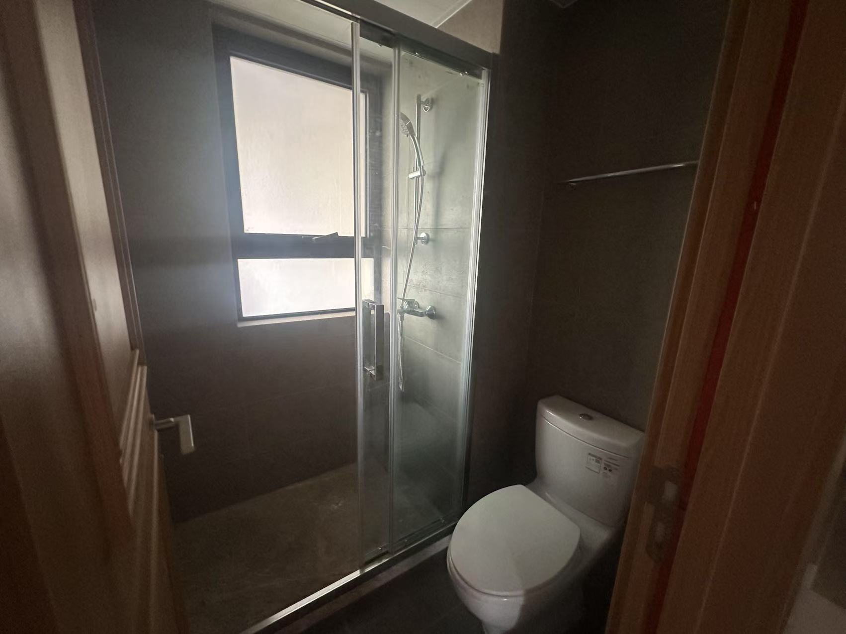 雍华府 3室2厅2卫 98.64m&sup2;