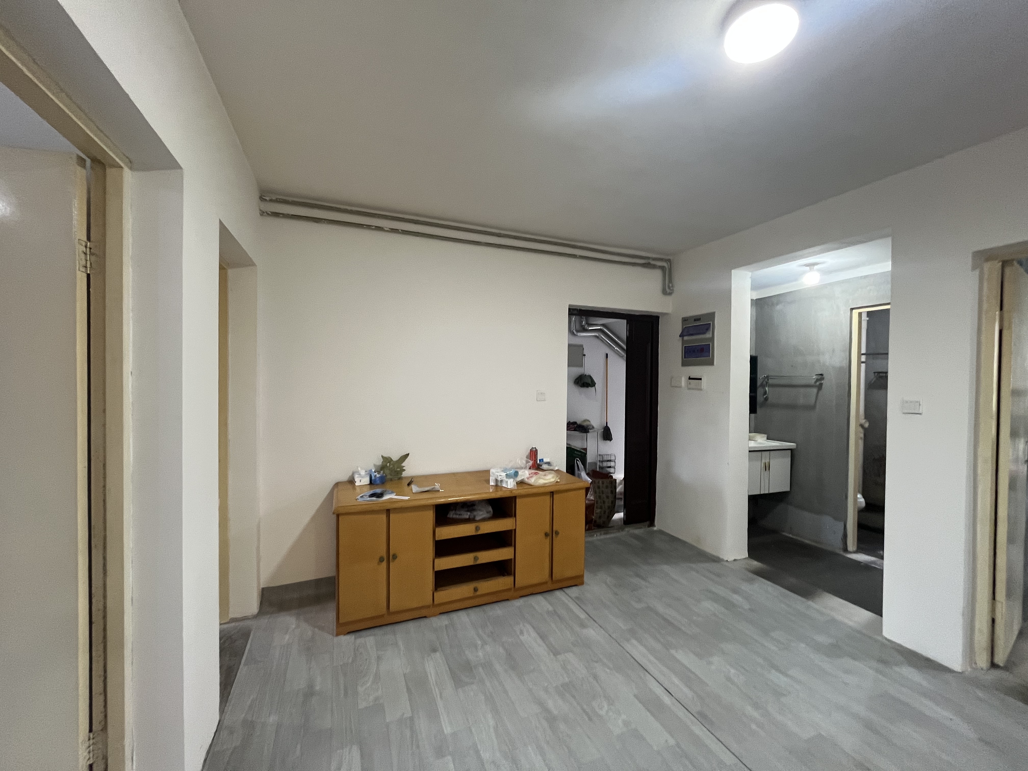 江畔花苑 3室2厅1卫 105.74m&sup2;