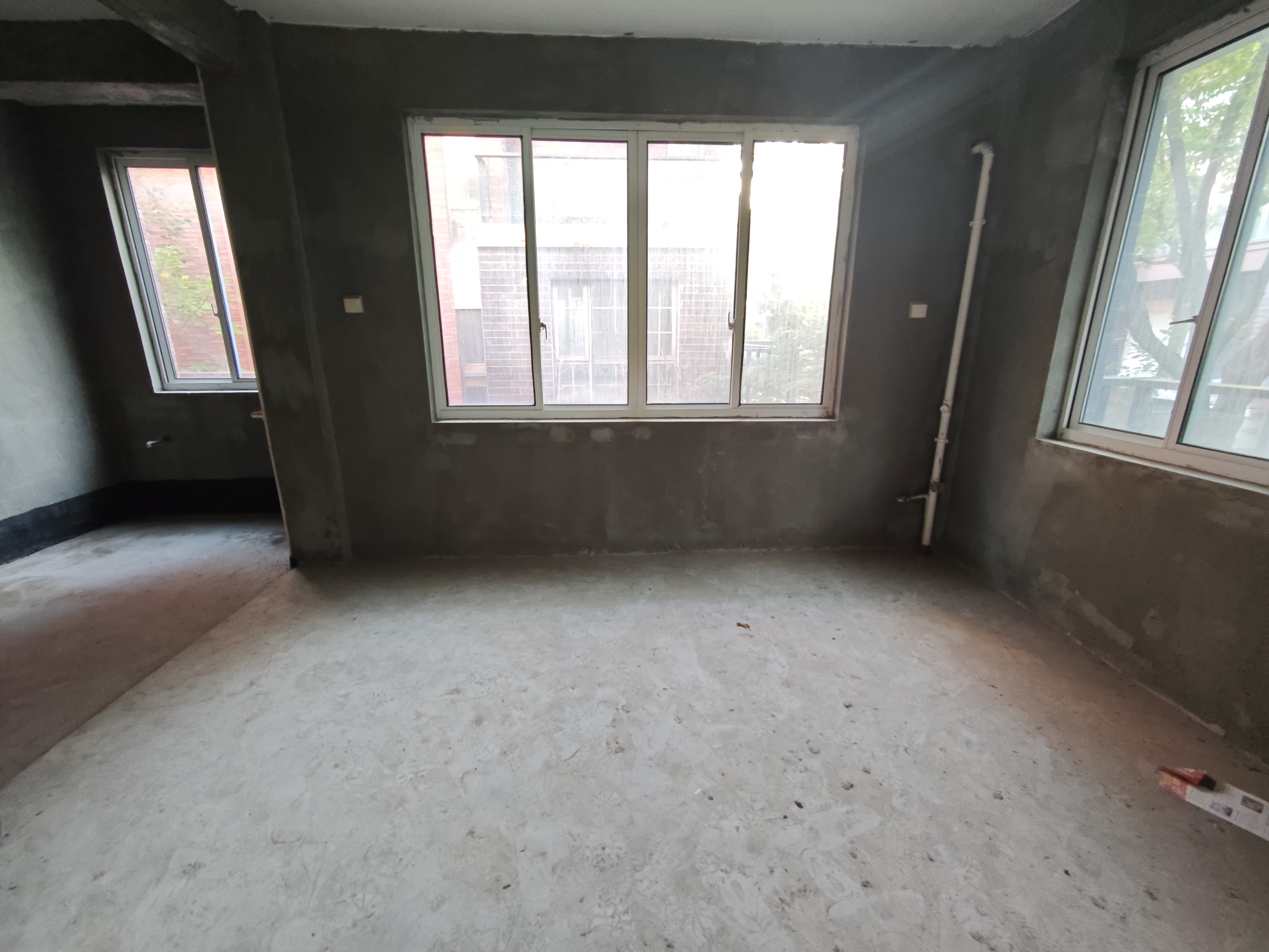 第九园 5室3厅3卫 675.48m&sup2;