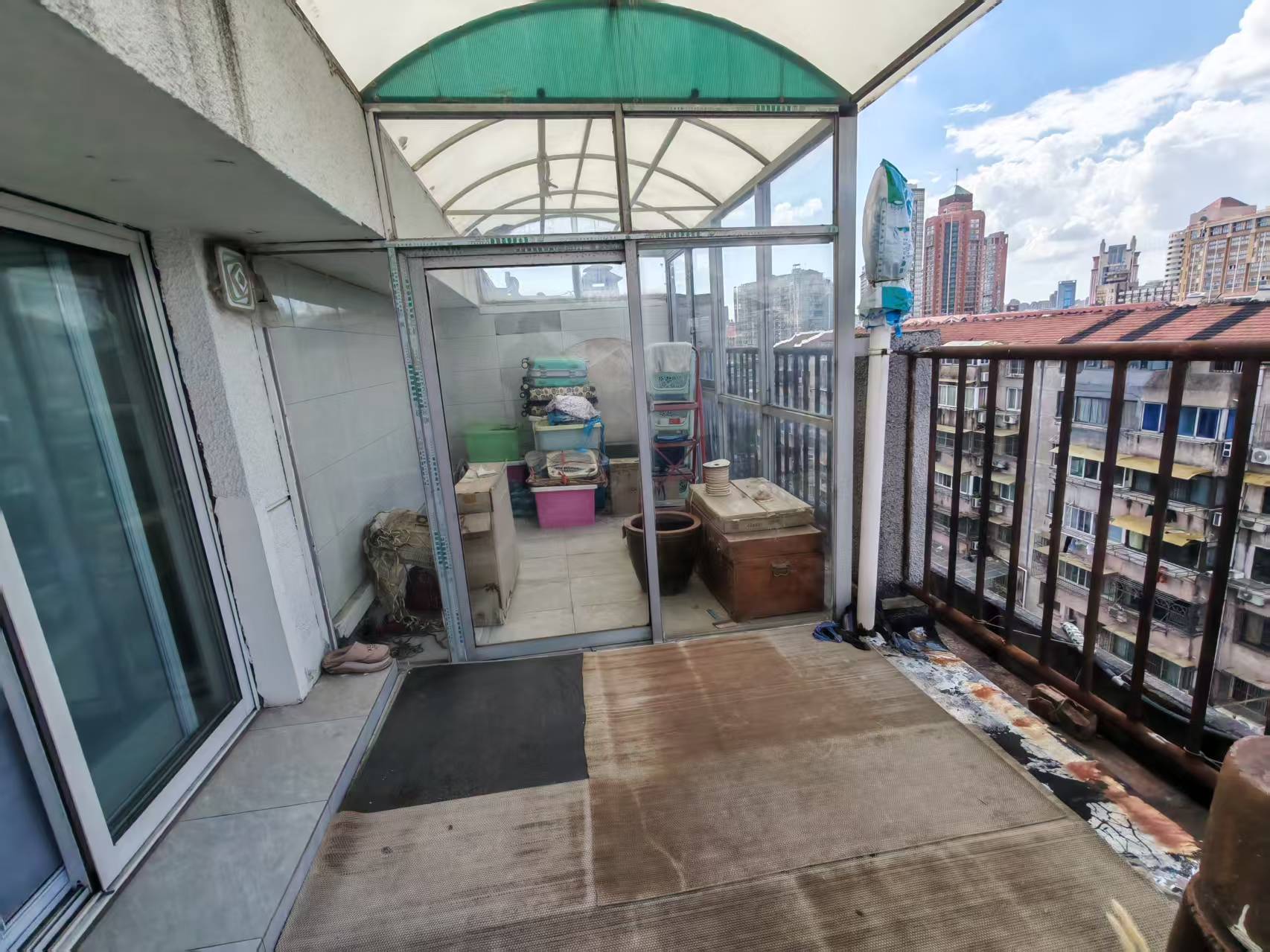 方大花苑 5室3厅2卫 111.48m&sup2;