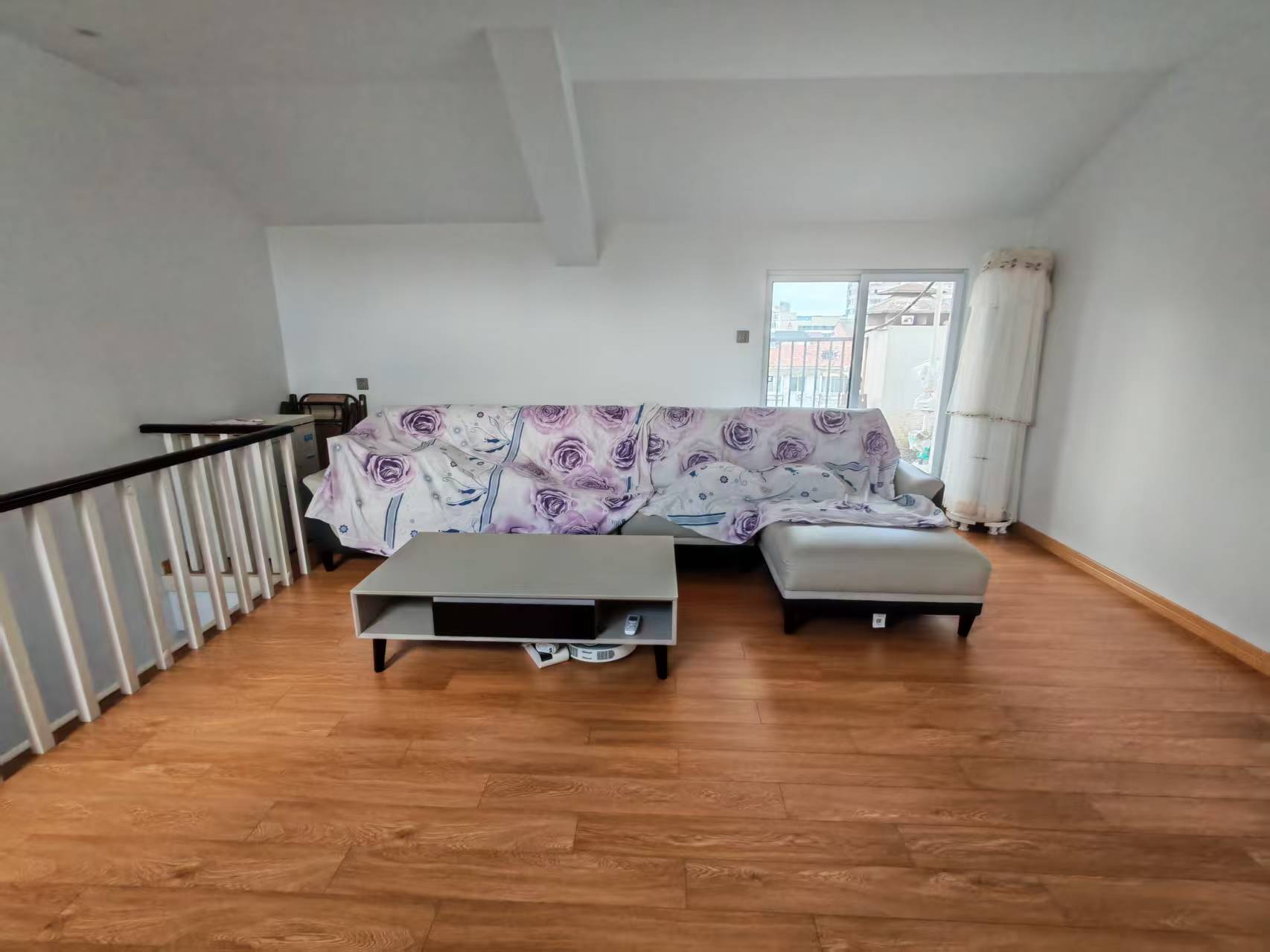 方大花苑 5室3厅2卫 111.48m&sup2;