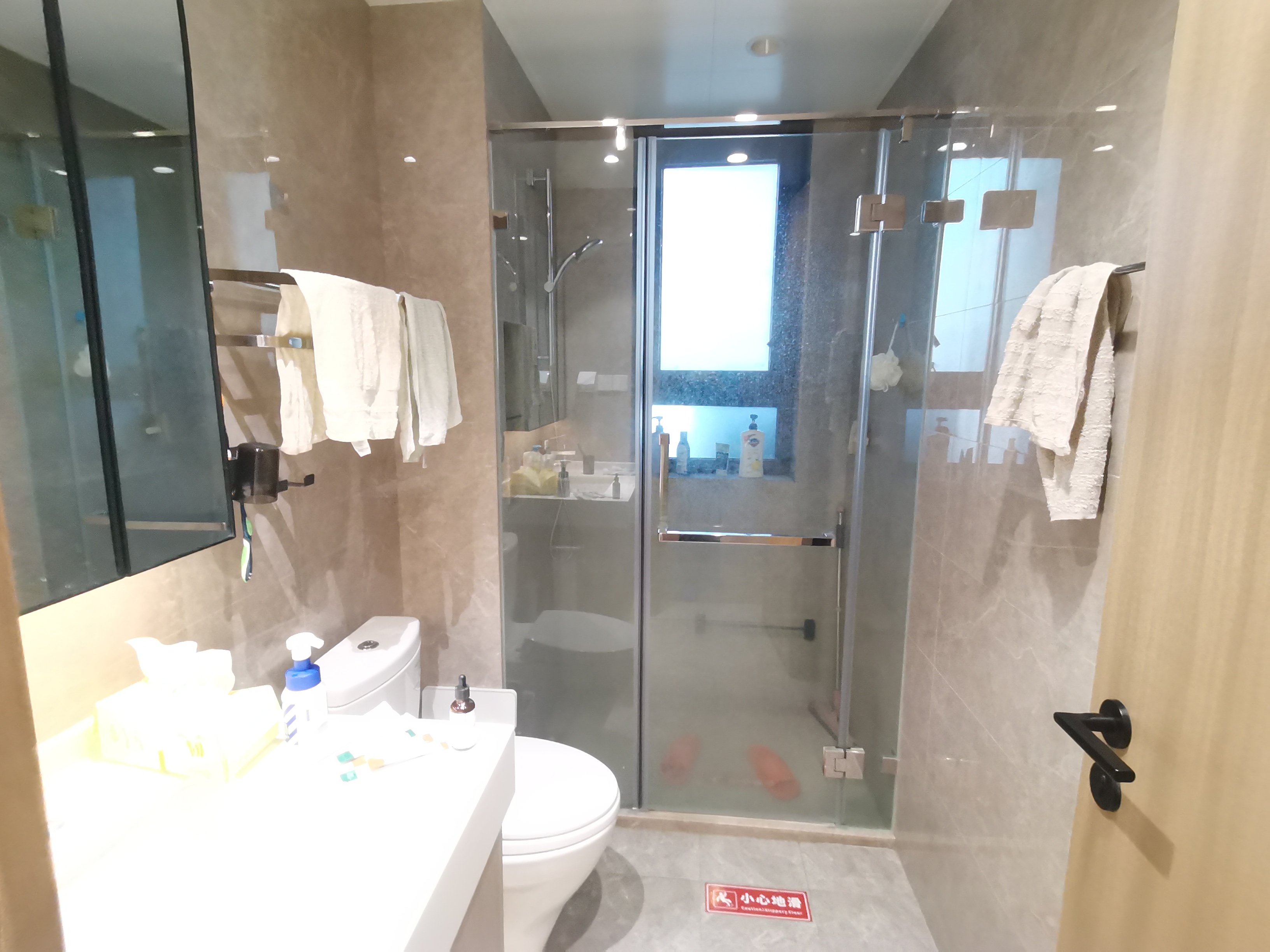 华润悦府 4室2厅2卫 125m&sup2;