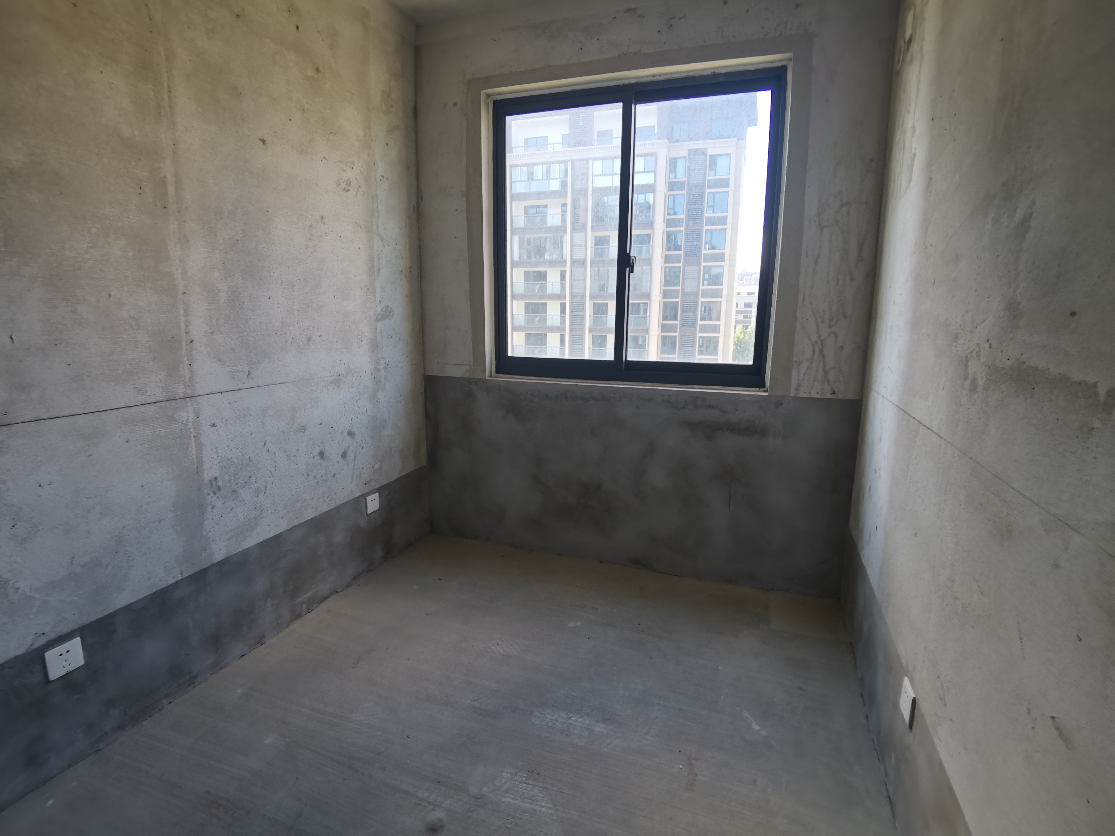 神辉上麟府 4室2厅2卫 122.00m&sup2;