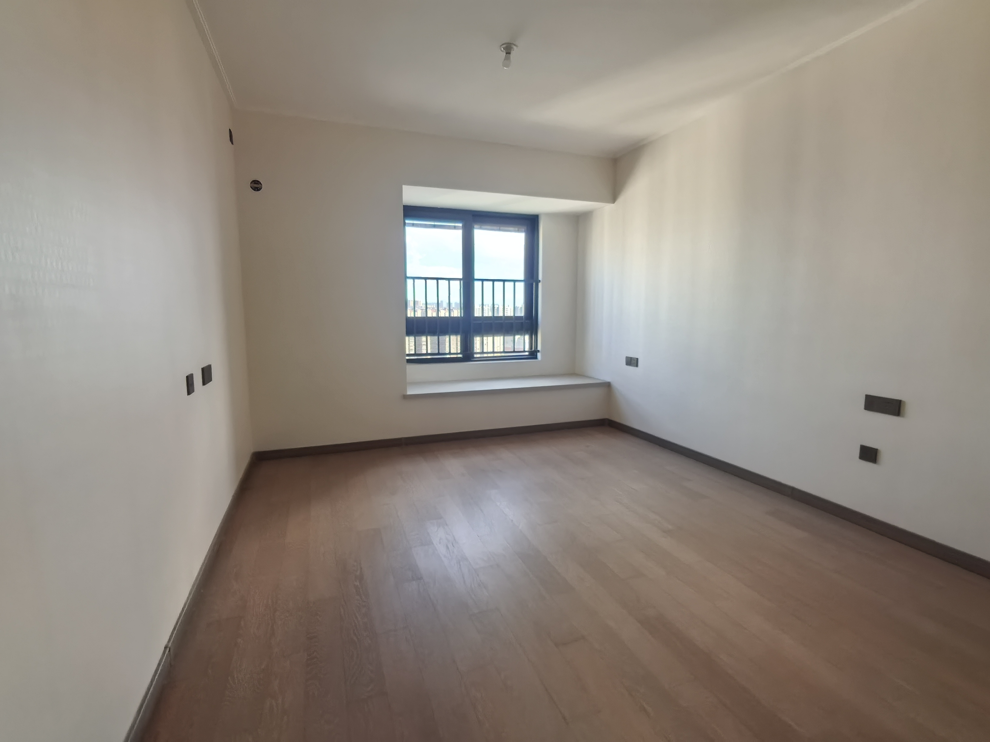万科翡翠东第 3室2厅1卫 118m&sup2;