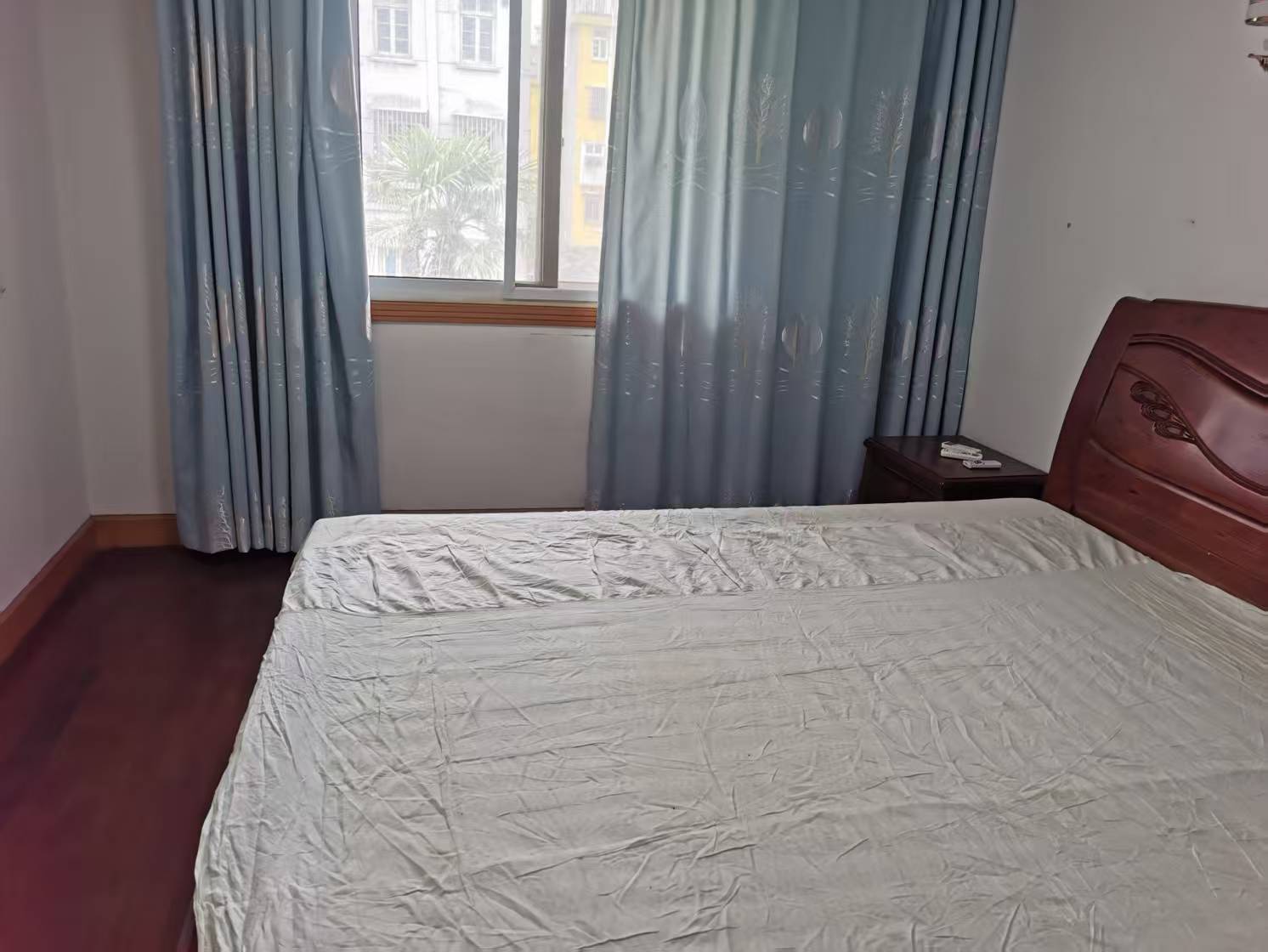 银花苑 2室1厅1卫 70.00m&sup2;