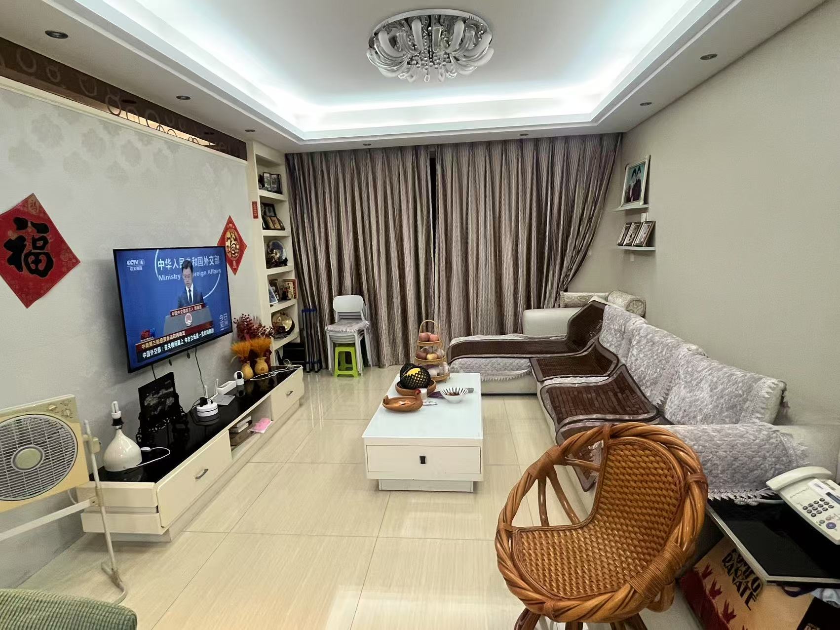 万濠华府 3室2厅2卫 143m²