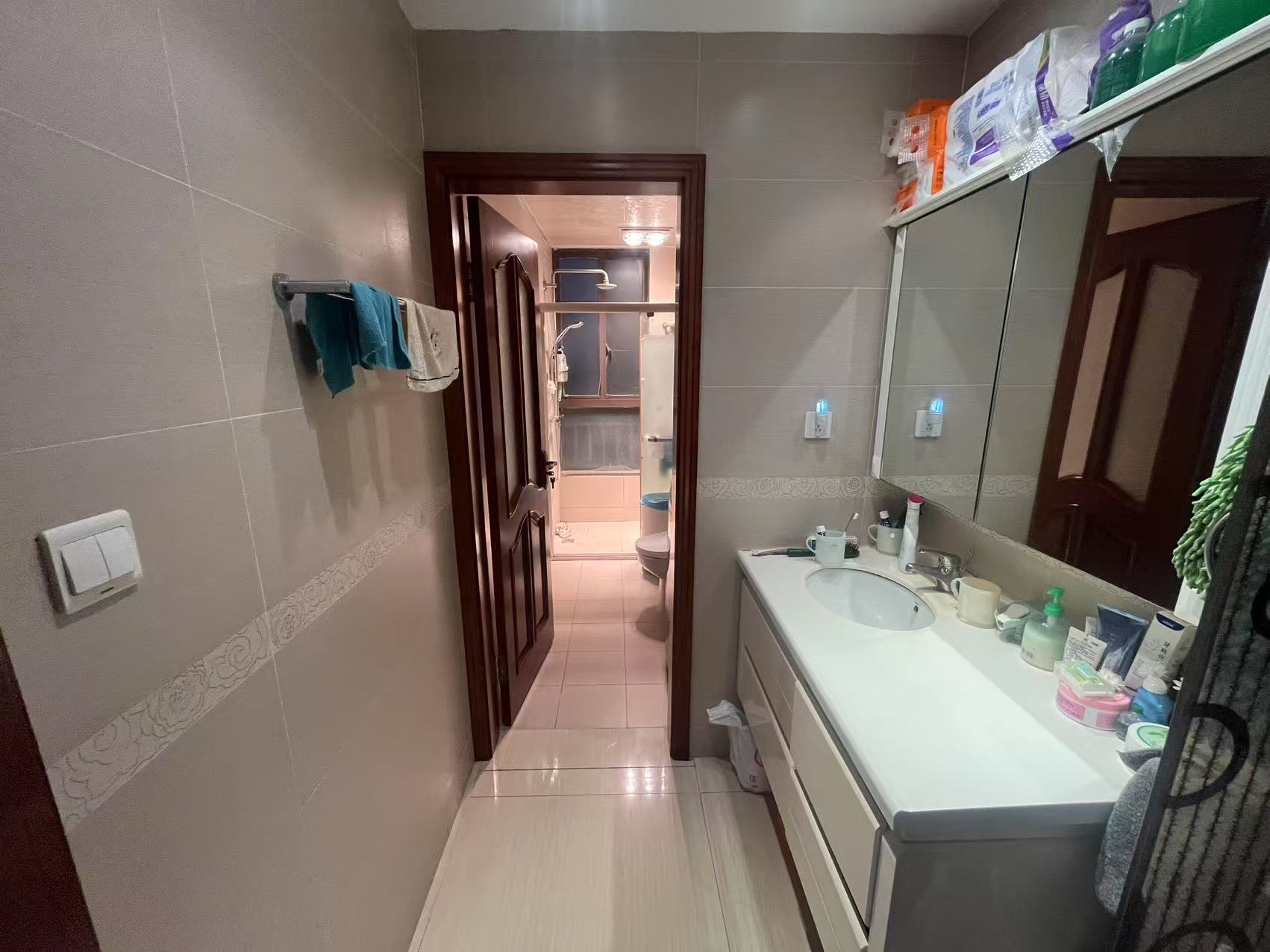 万濠华府 3室2厅2卫 143m&sup2;