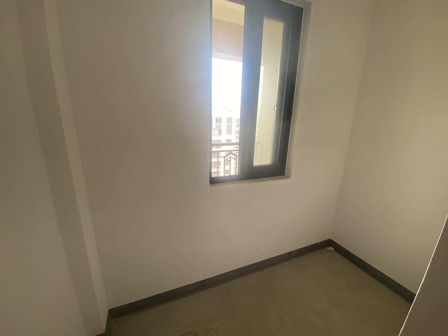 招商新城雍景湾 3室2厅2卫 105m&sup2;