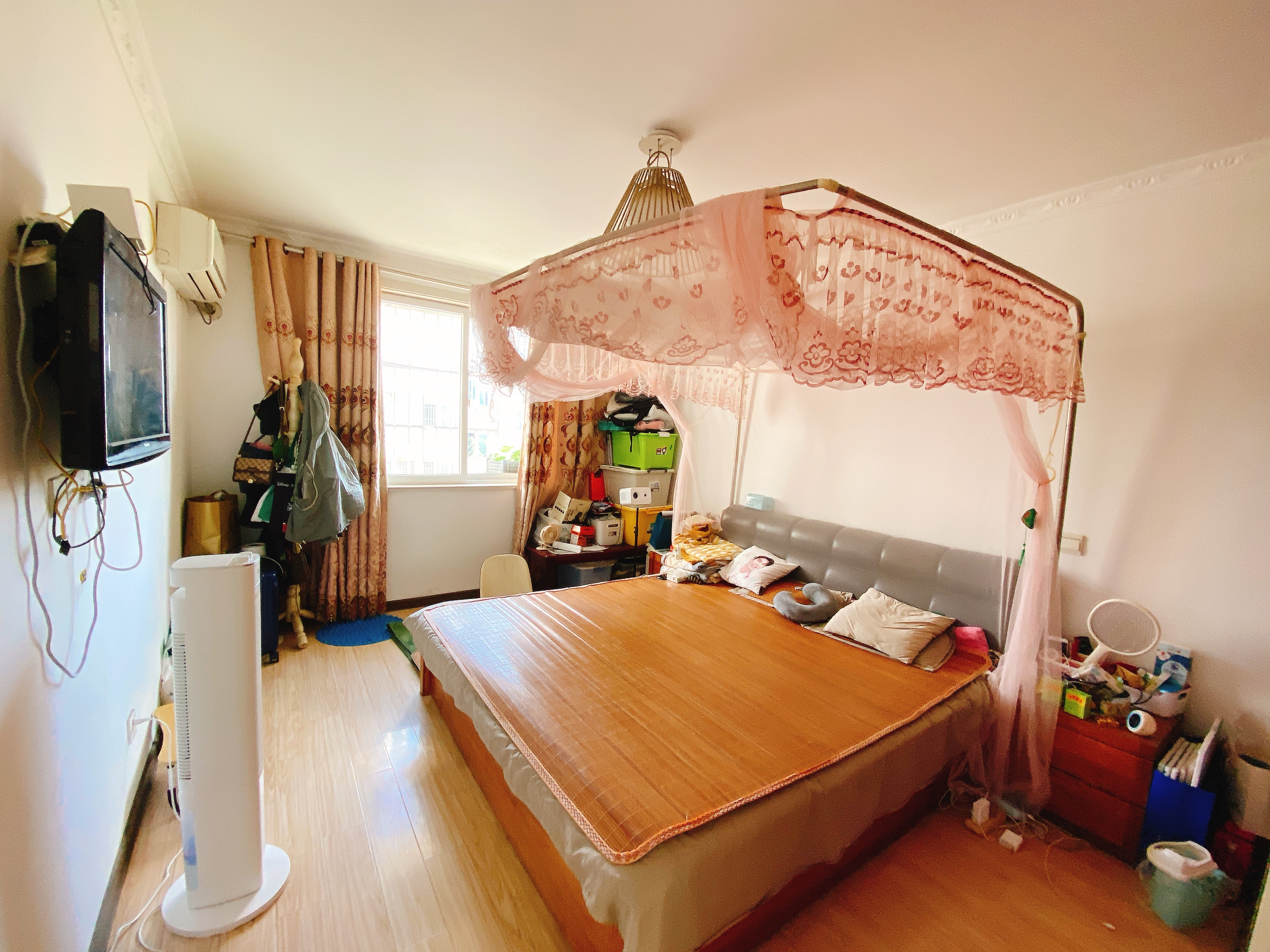 世纪新城 2室2厅1卫 99m&sup2;