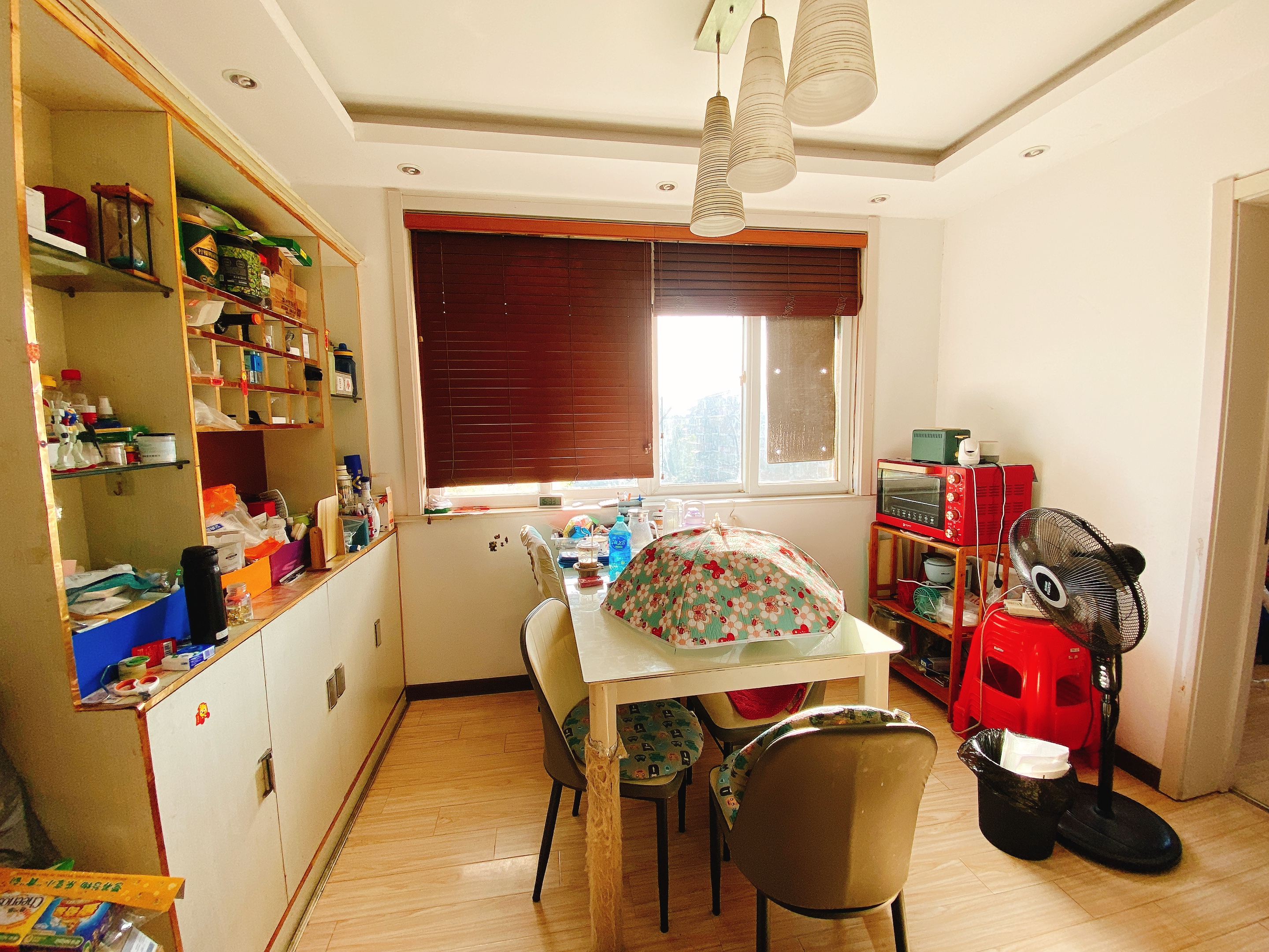世纪新城 2室2厅1卫 99m&sup2;