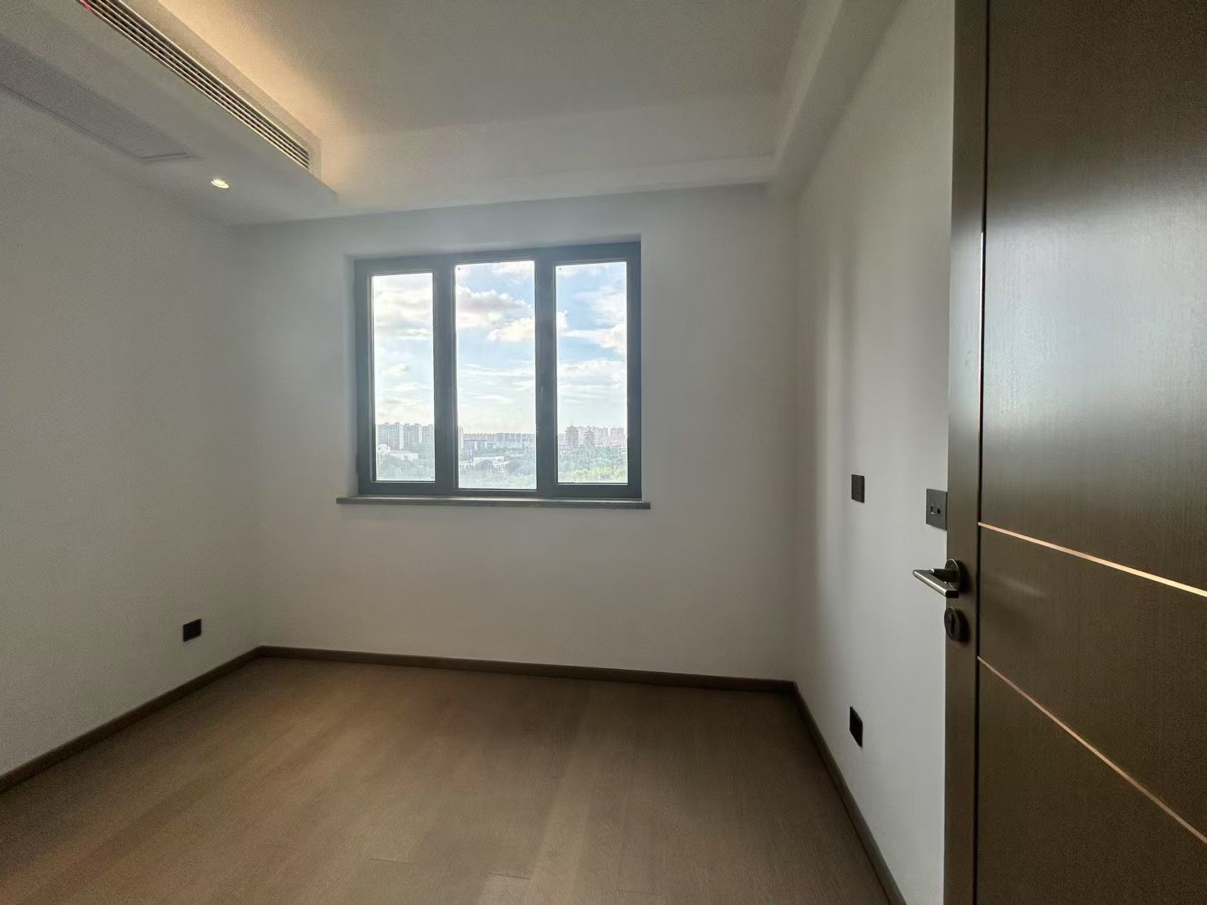 都会沁园 3室2厅1卫 117m&sup2;