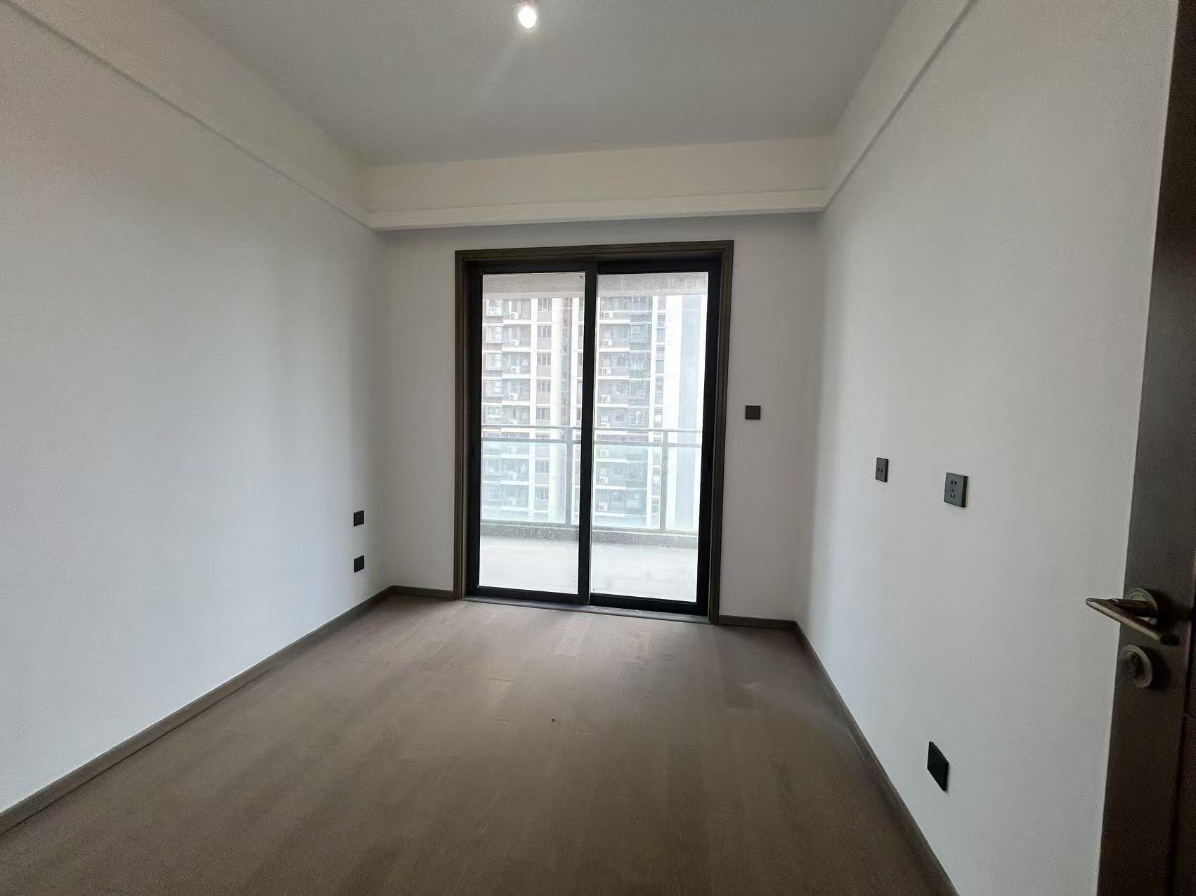 都会沁园 3室2厅1卫 117m&sup2;