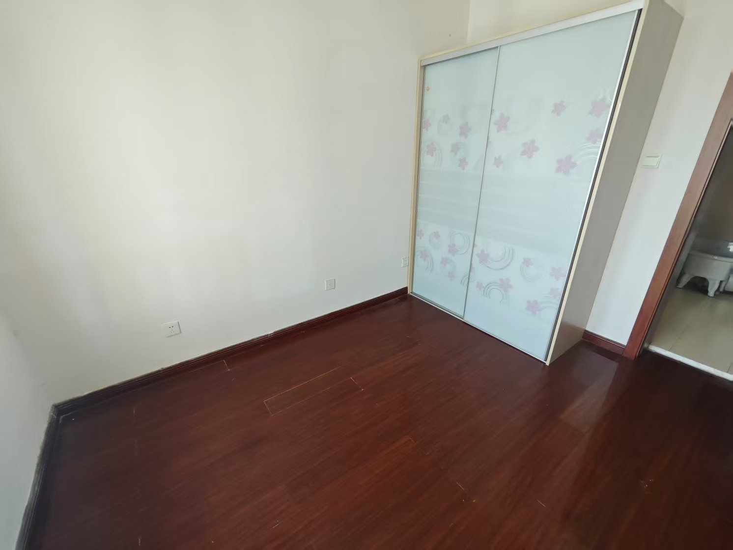 尚海湾 2室1厅1卫 87m&sup2;