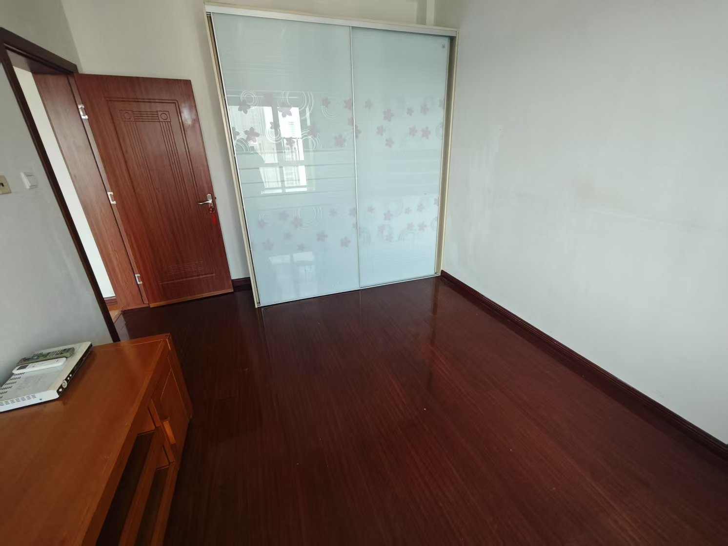 尚海湾 2室1厅1卫 87m&sup2;