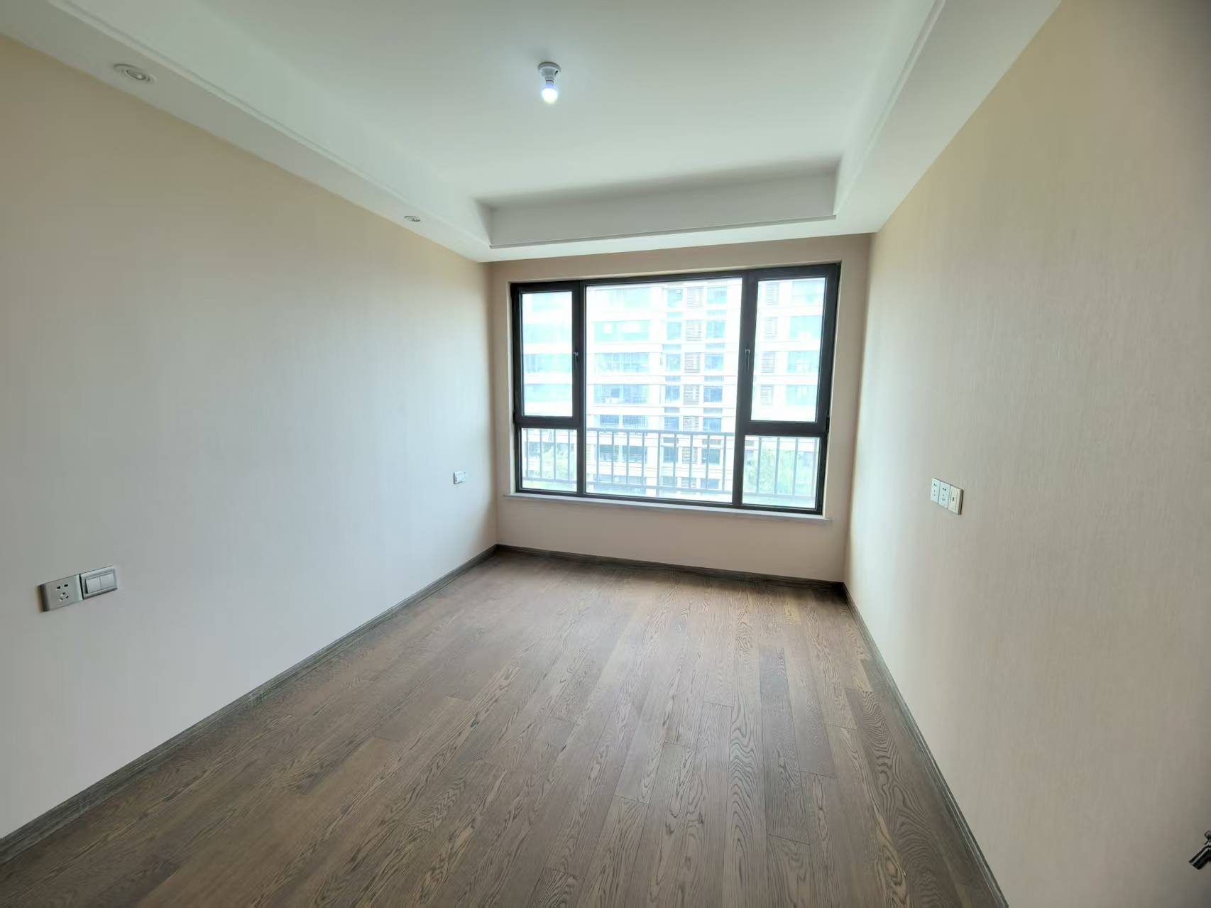 远创樾府 3室2厅2卫 121.68m&sup2;
