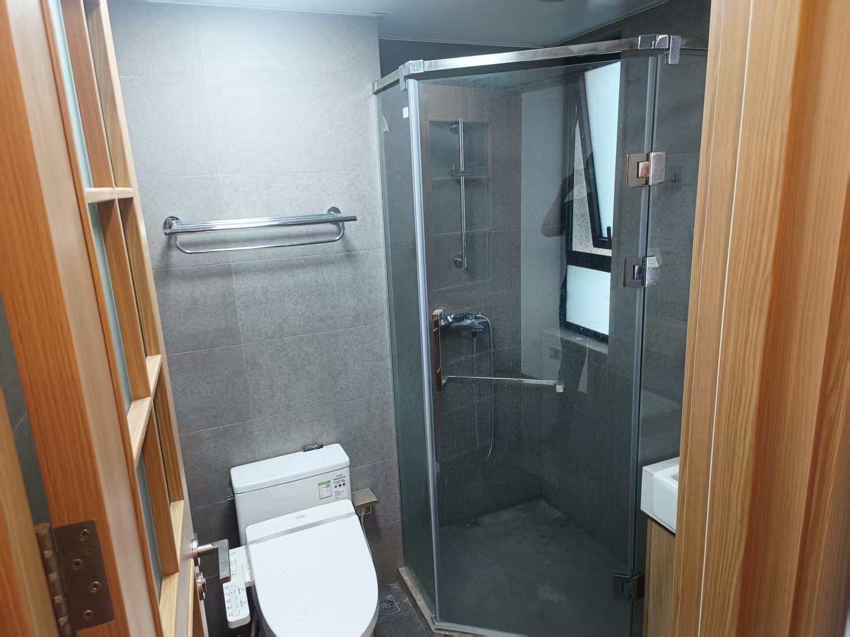 雍华府 3室2厅2卫 98m&sup2;