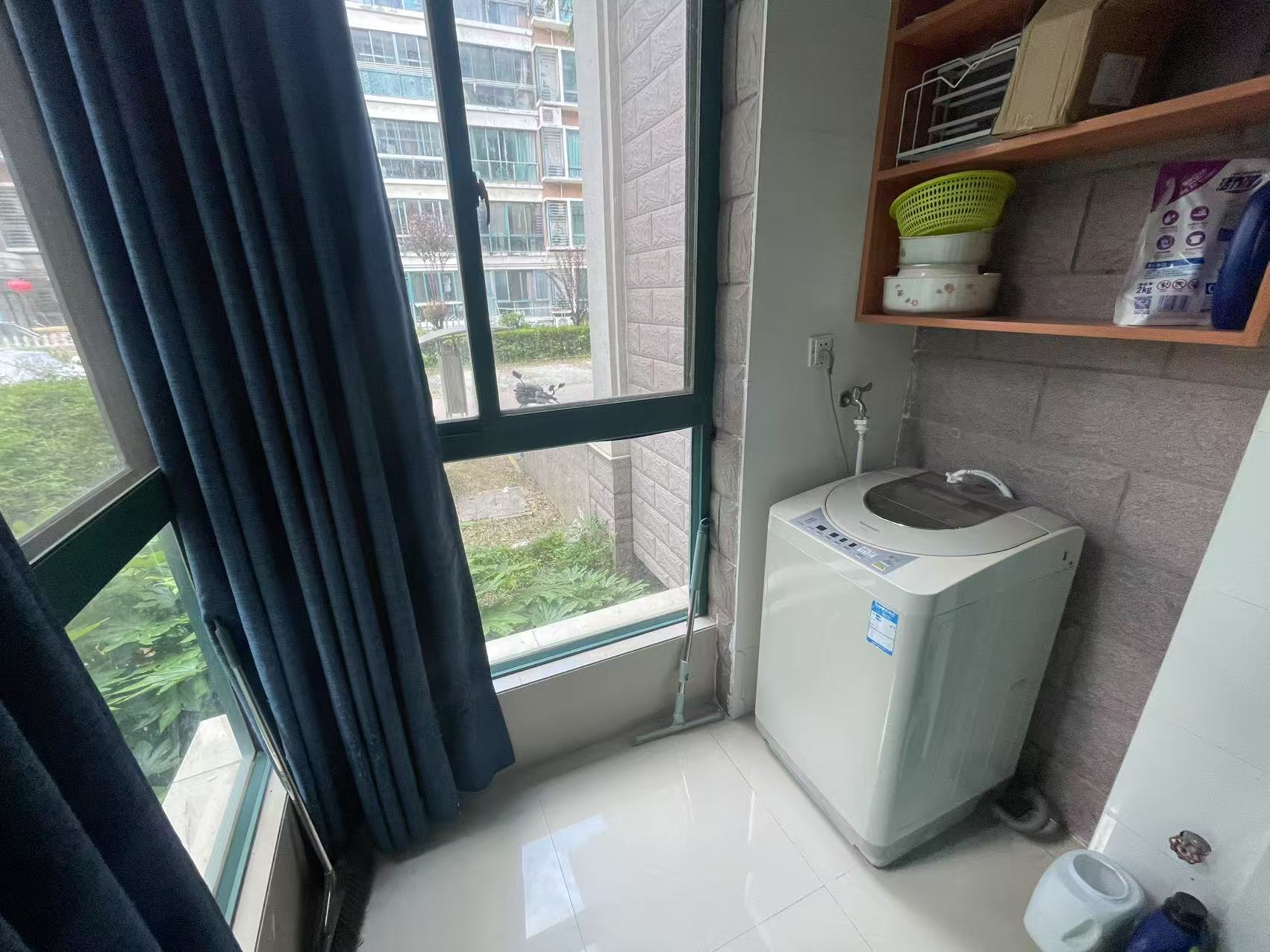 江海皇都私家花园 2室2厅1卫 92.96m&sup2;