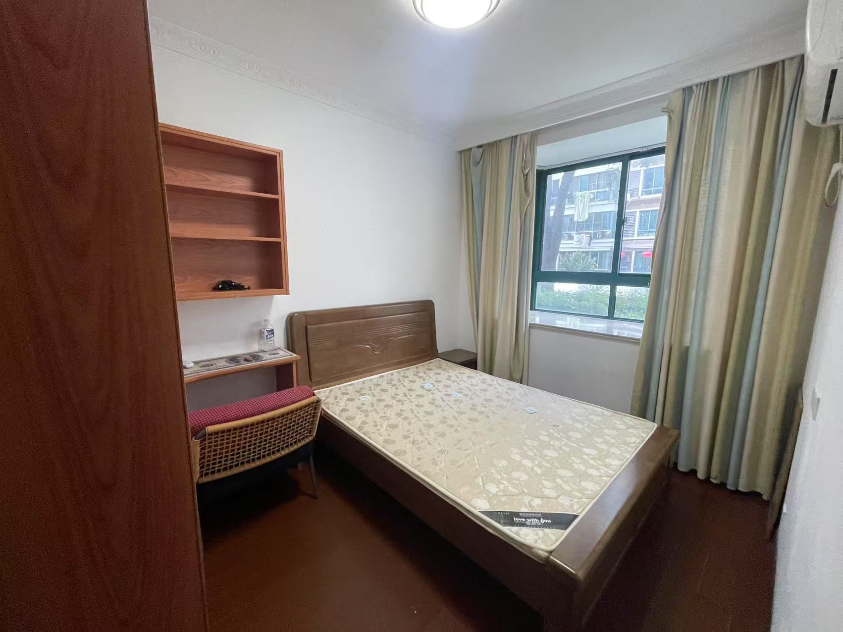 江海皇都私家花园 2室2厅1卫 92.96m&sup2;