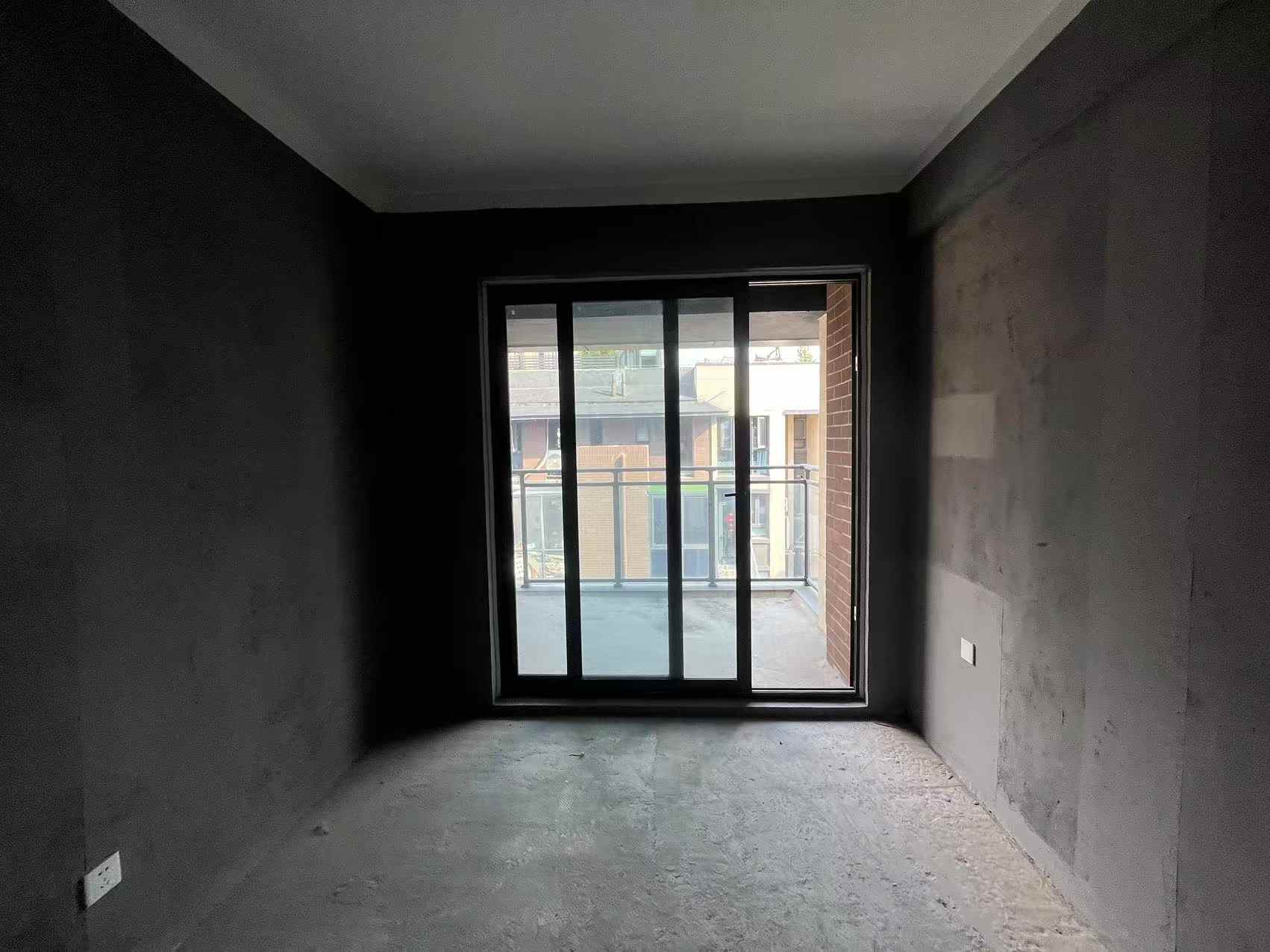 万科翡翠东第 4室2厅3卫 143.00m&sup2;