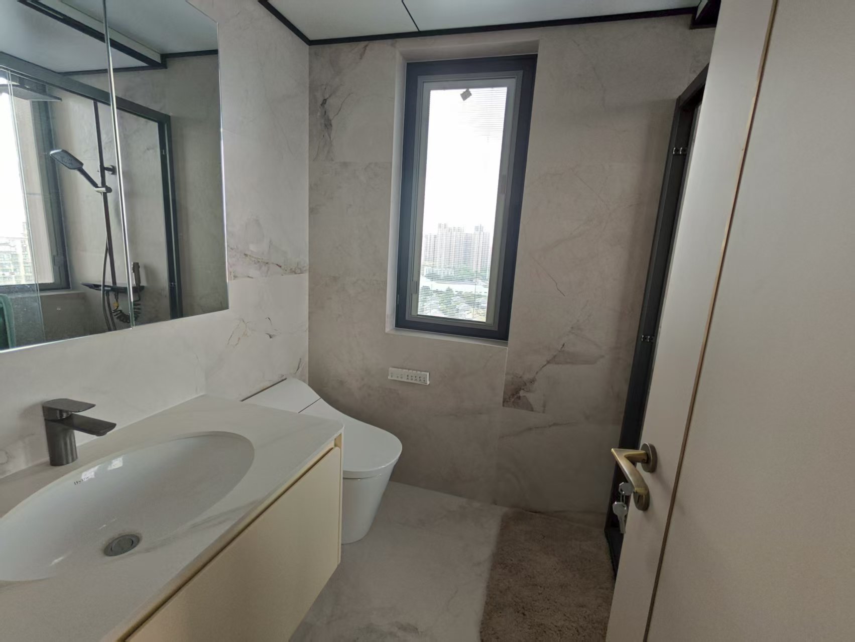 意邦绿墅湾 4室2厅2卫 142m&sup2;