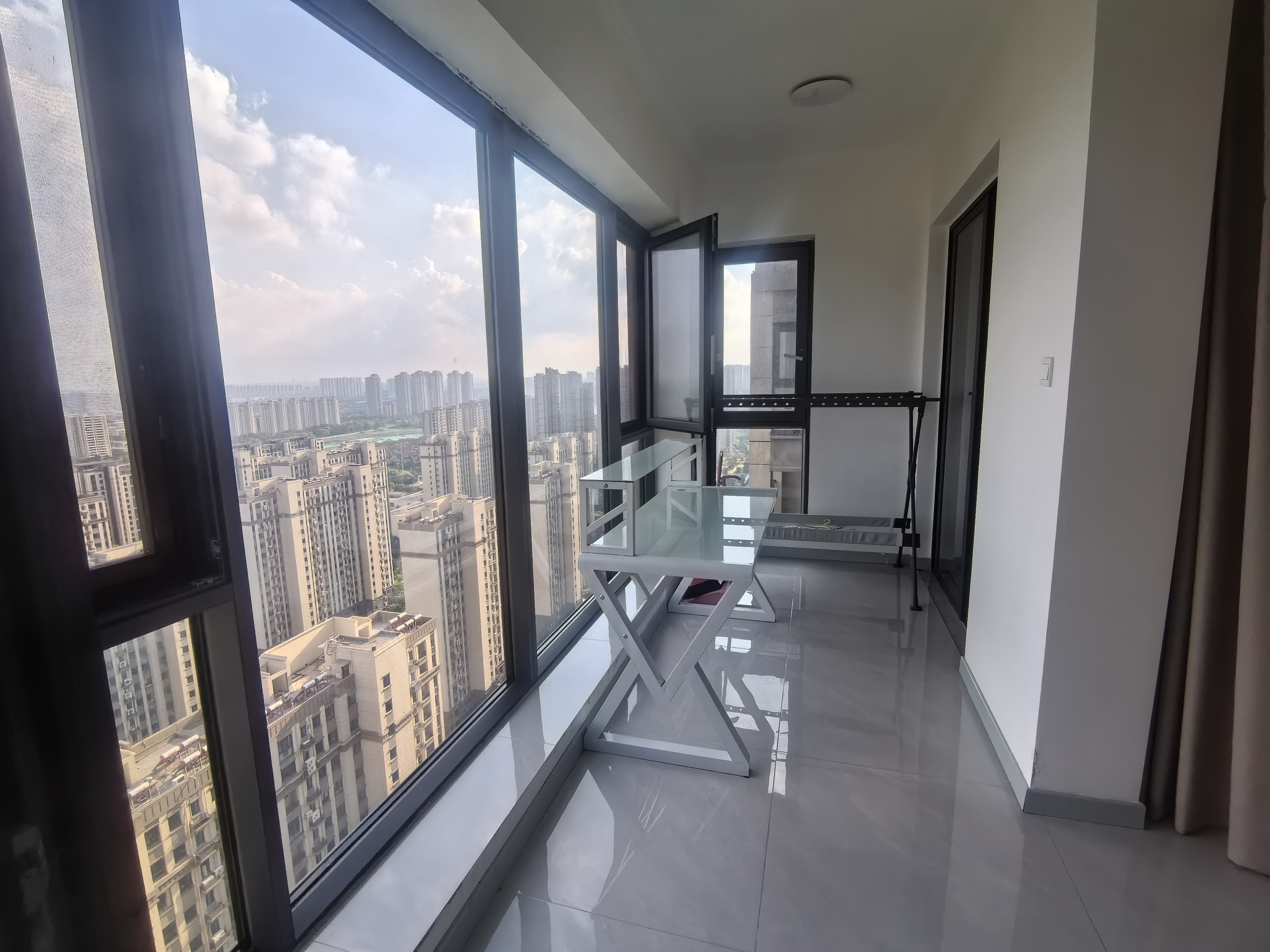 观澜台 3室2厅1卫 102.00m&sup2;