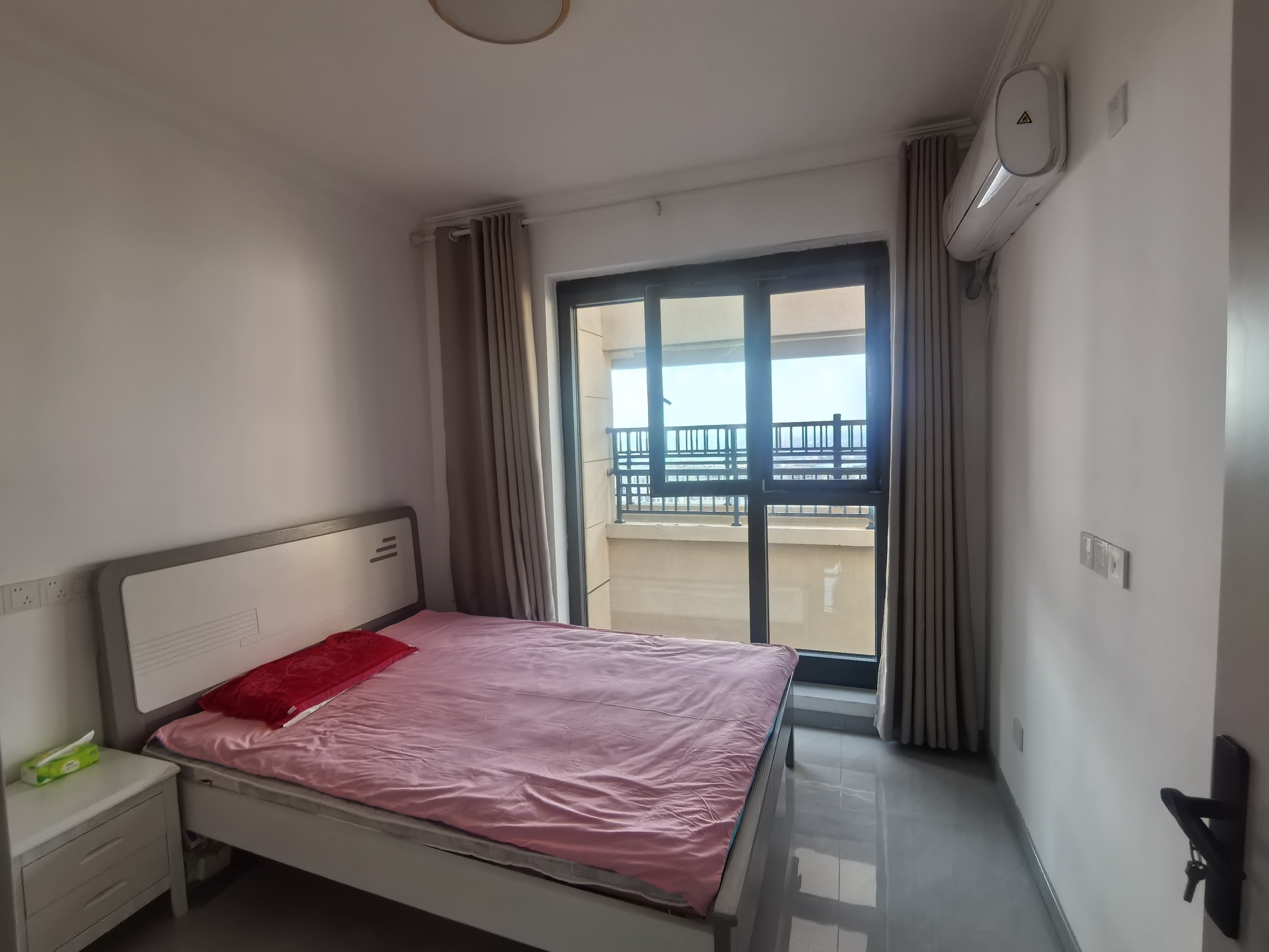 观澜台 3室2厅1卫 102.00m&sup2;