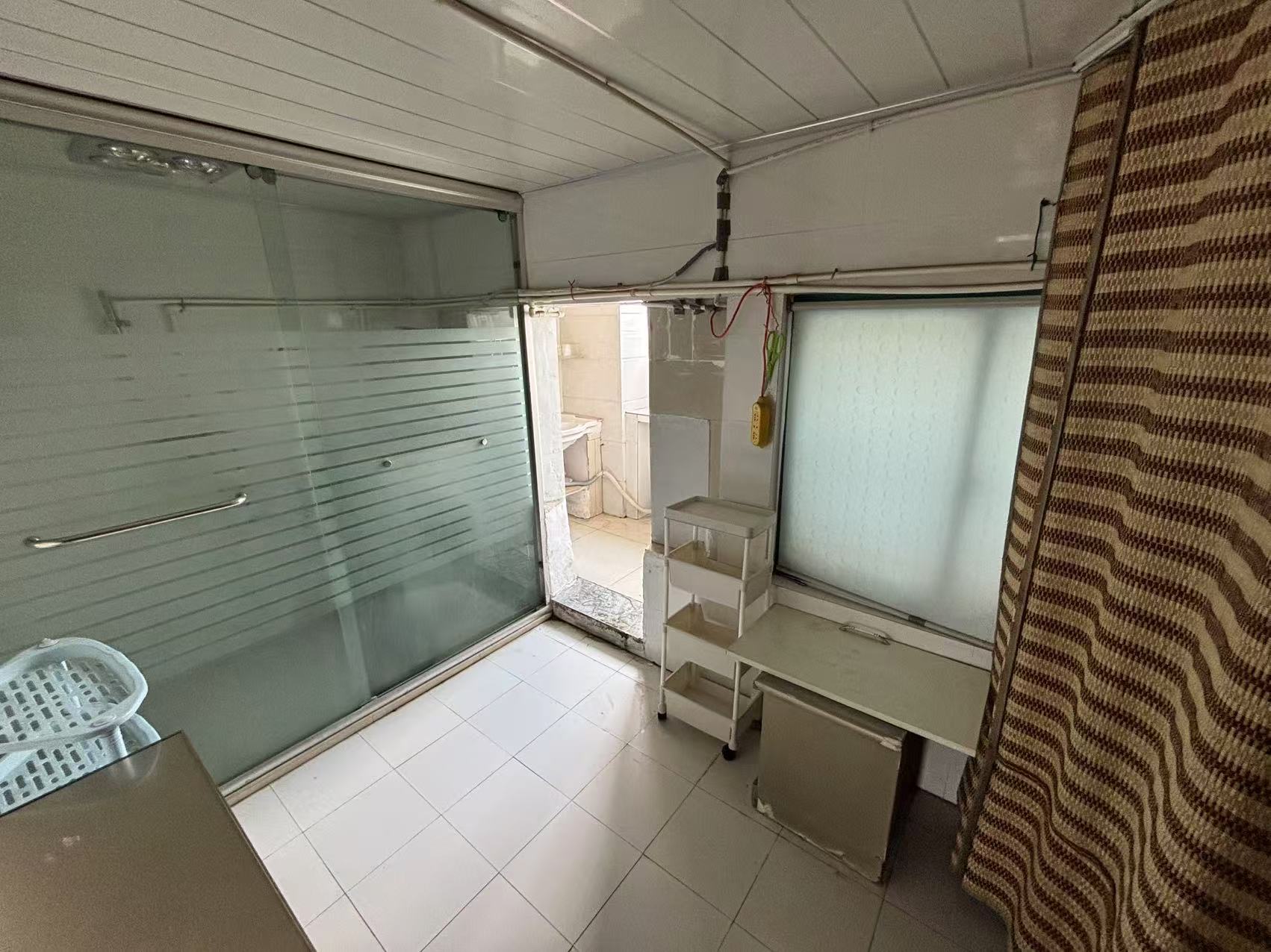 南方公寓 1室1厅1卫 40m&sup2;