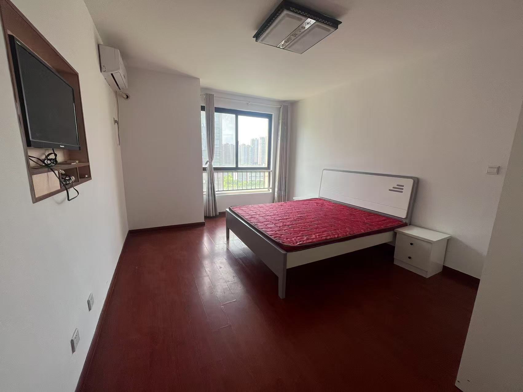 万和华府 2室2厅1卫 105m&sup2;