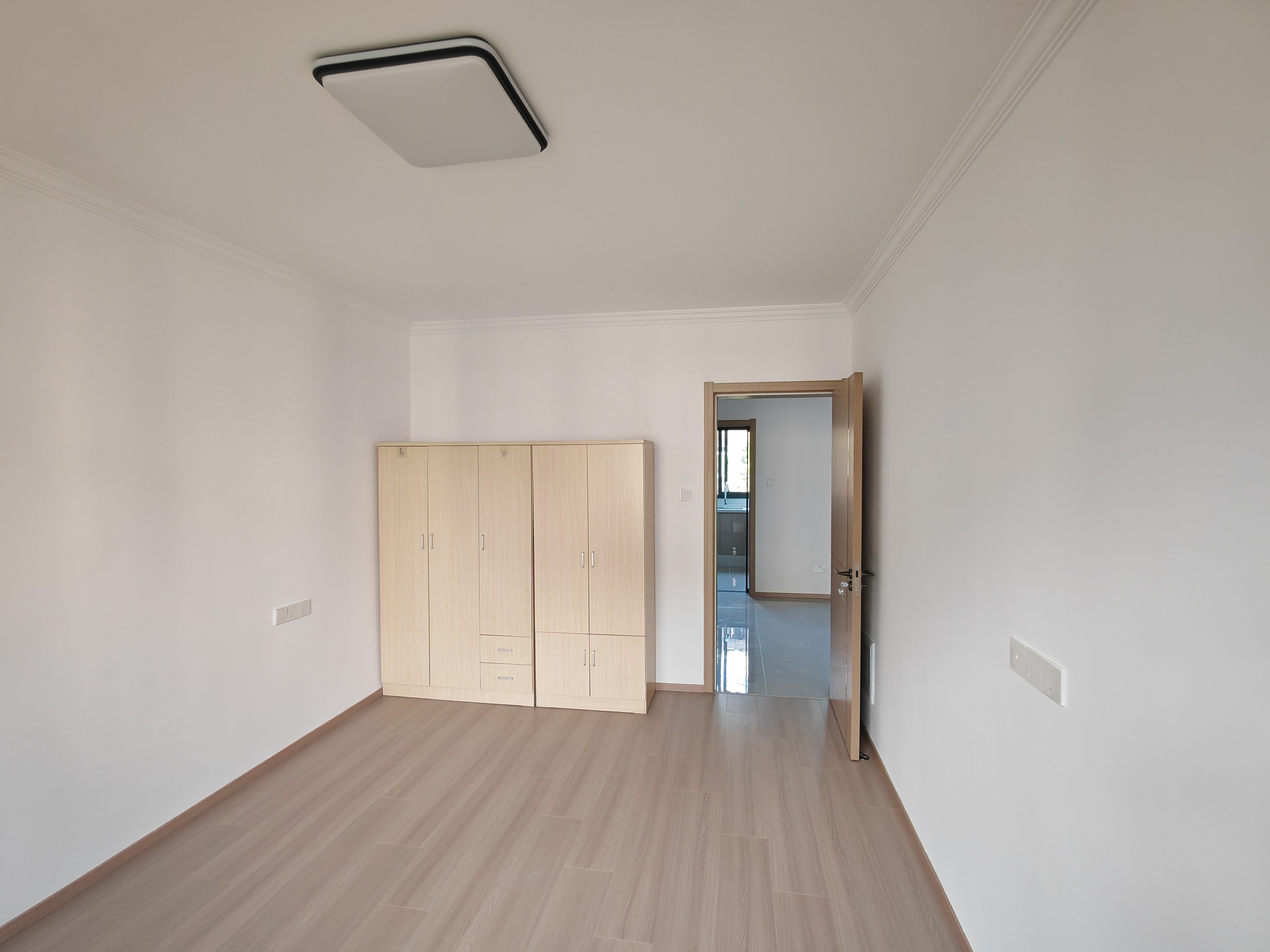易家桥新村 2室1厅1卫 62.5m²