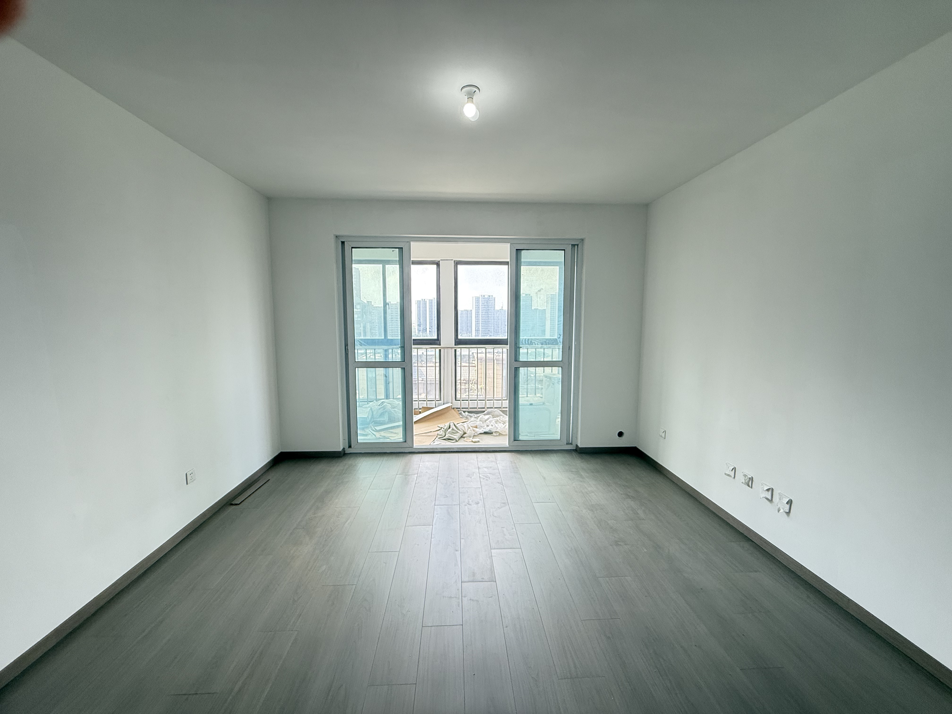 红星嘉苑 3室1厅1卫 138.00m&sup2;