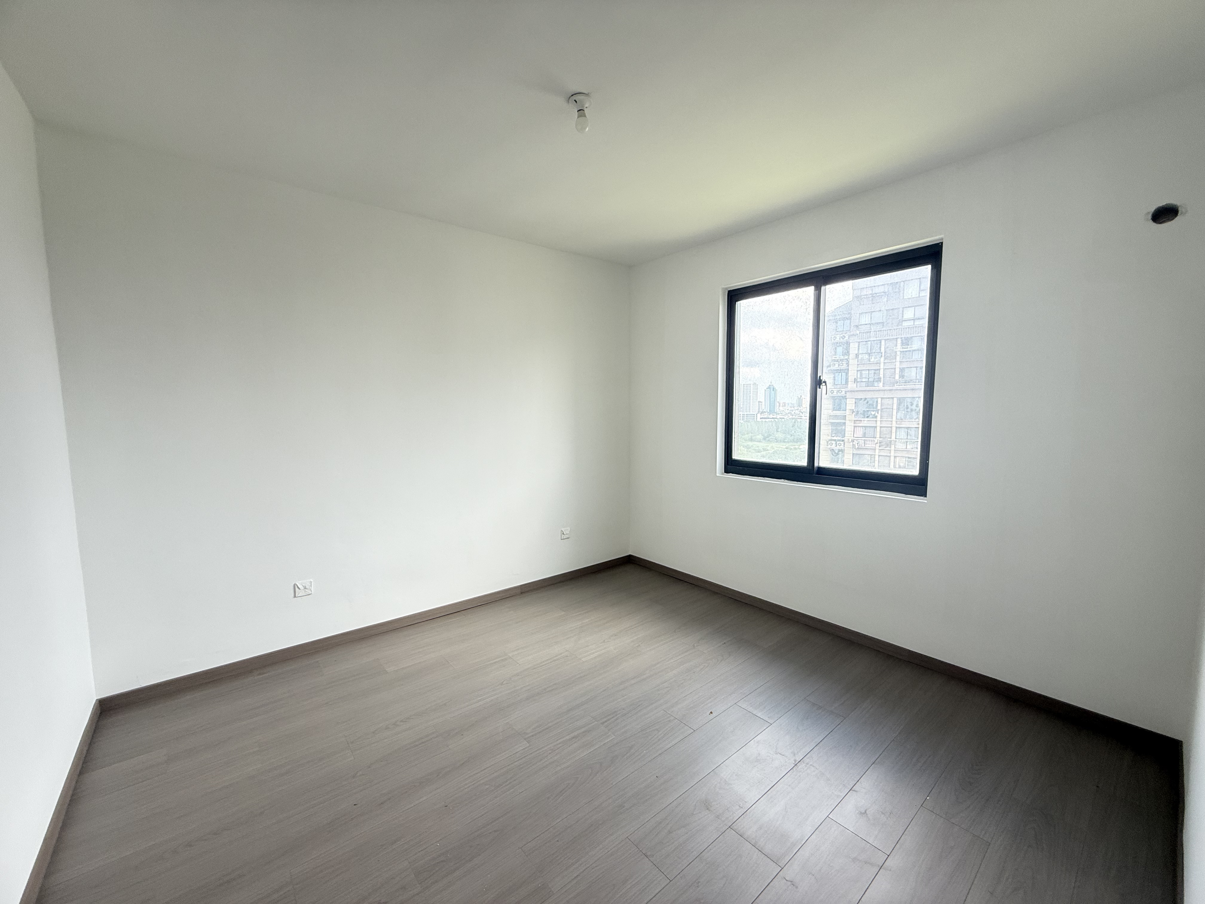 红星嘉苑 3室1厅1卫 138.00m&sup2;