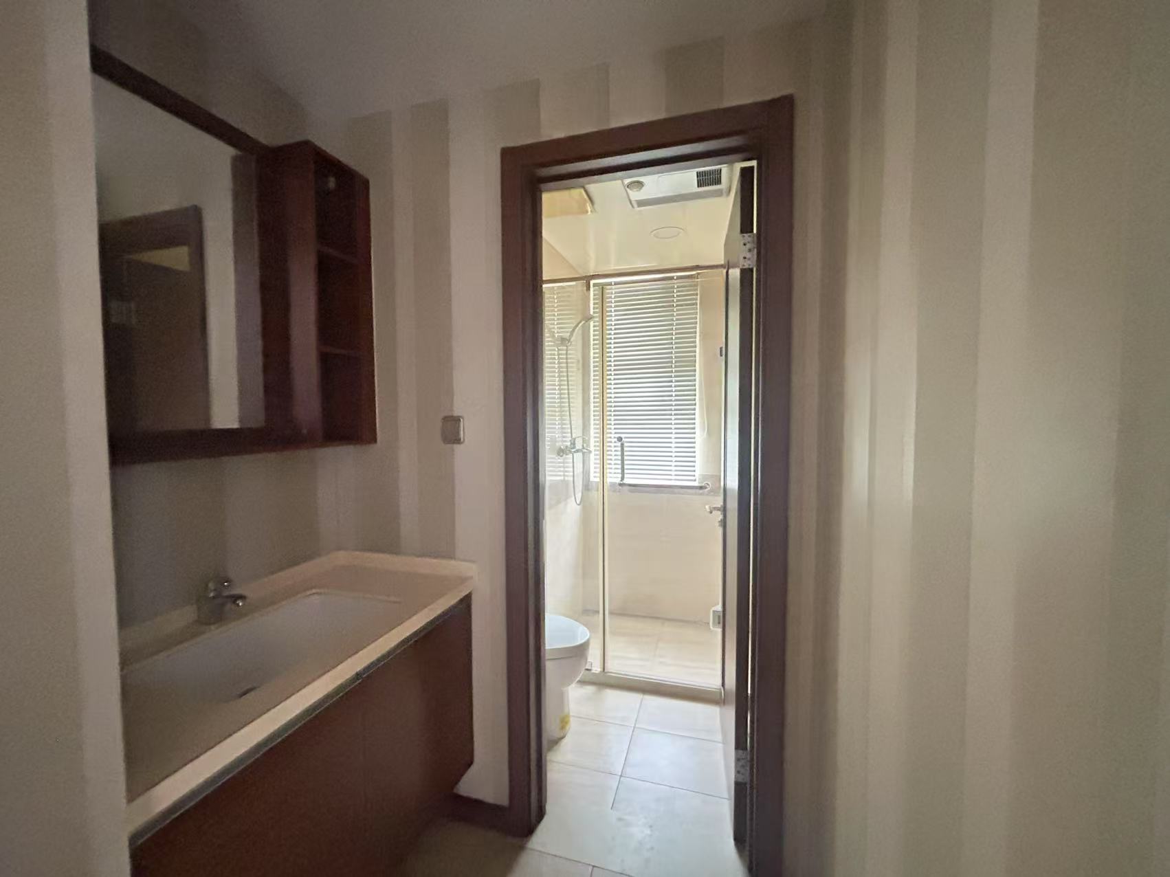 万科濠河传奇 2室1厅1卫 115m&sup2;