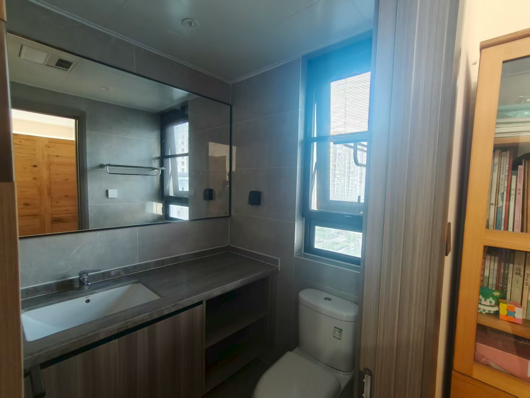 湖山源著 3室2厅2卫 125m&sup2;