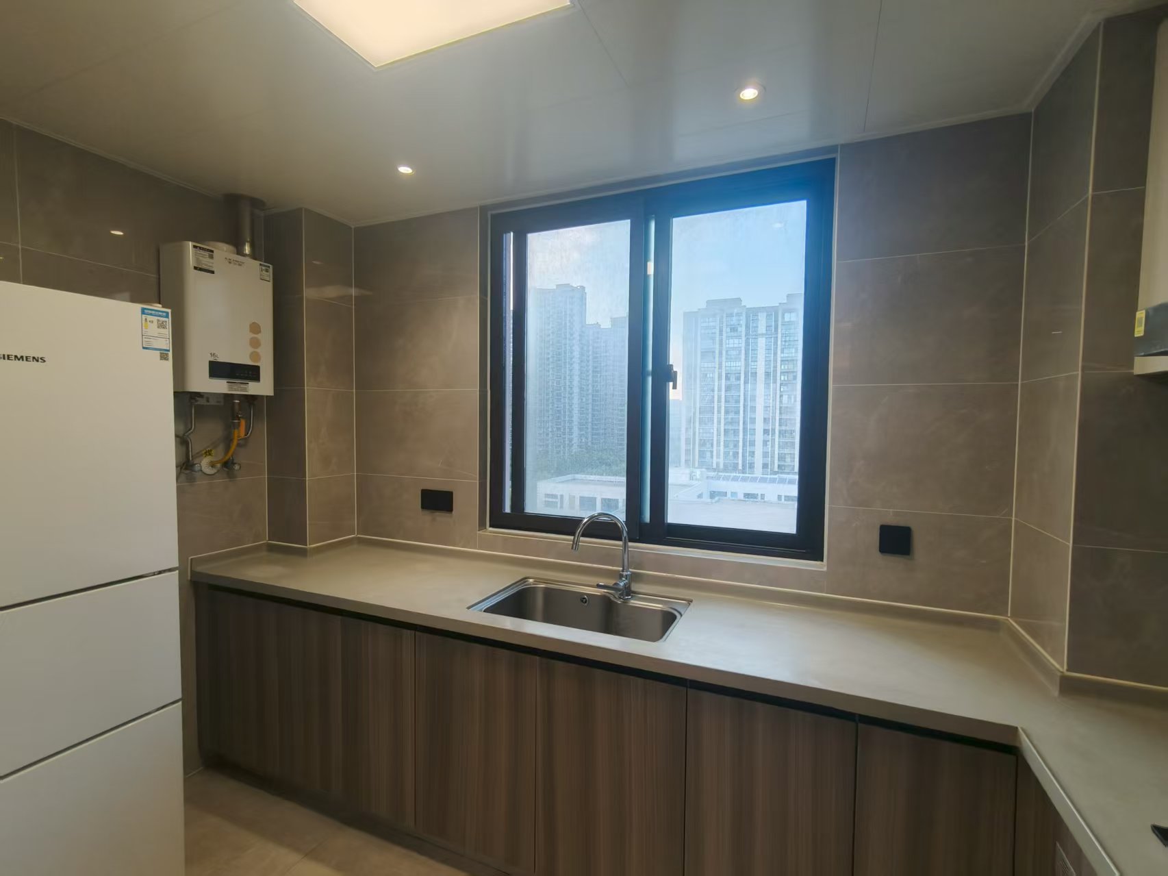 湖山源著 3室2厅2卫 125m&sup2;