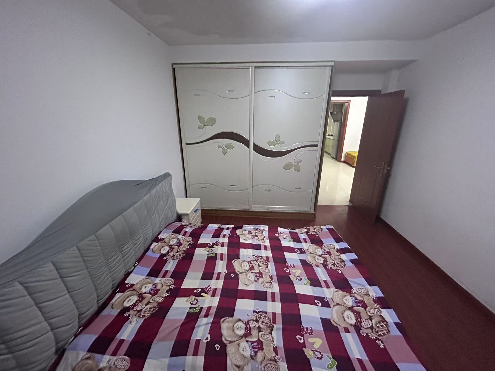 兴和家园 2室1厅1卫 99m&sup2;