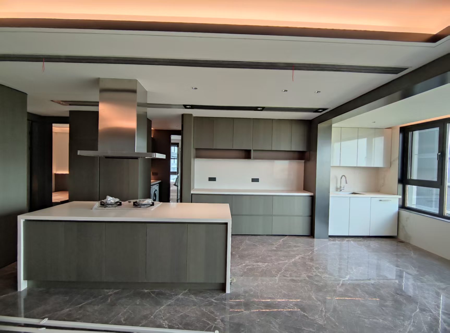 滨江玺 3室2厅2卫 145.00m&sup2;