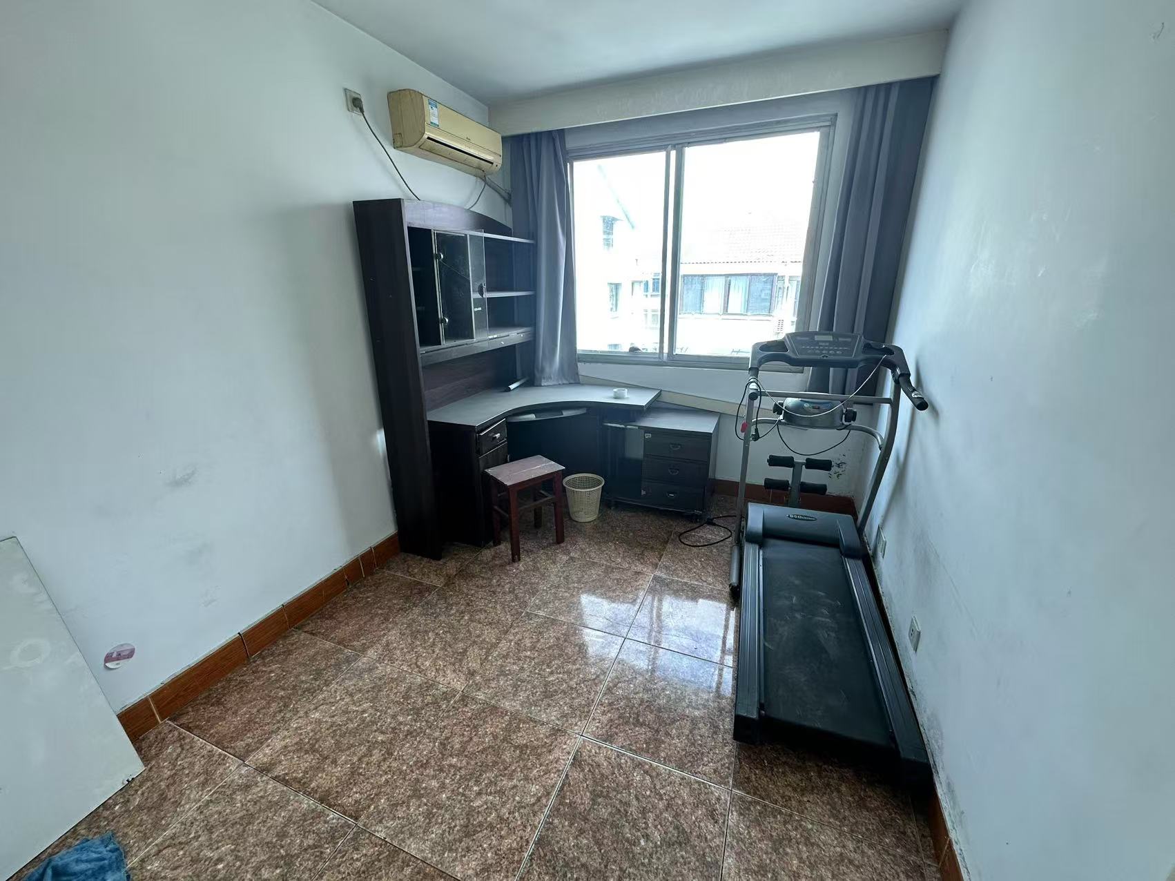 南通东苑小区 3室2厅1卫 95.00m&sup2;