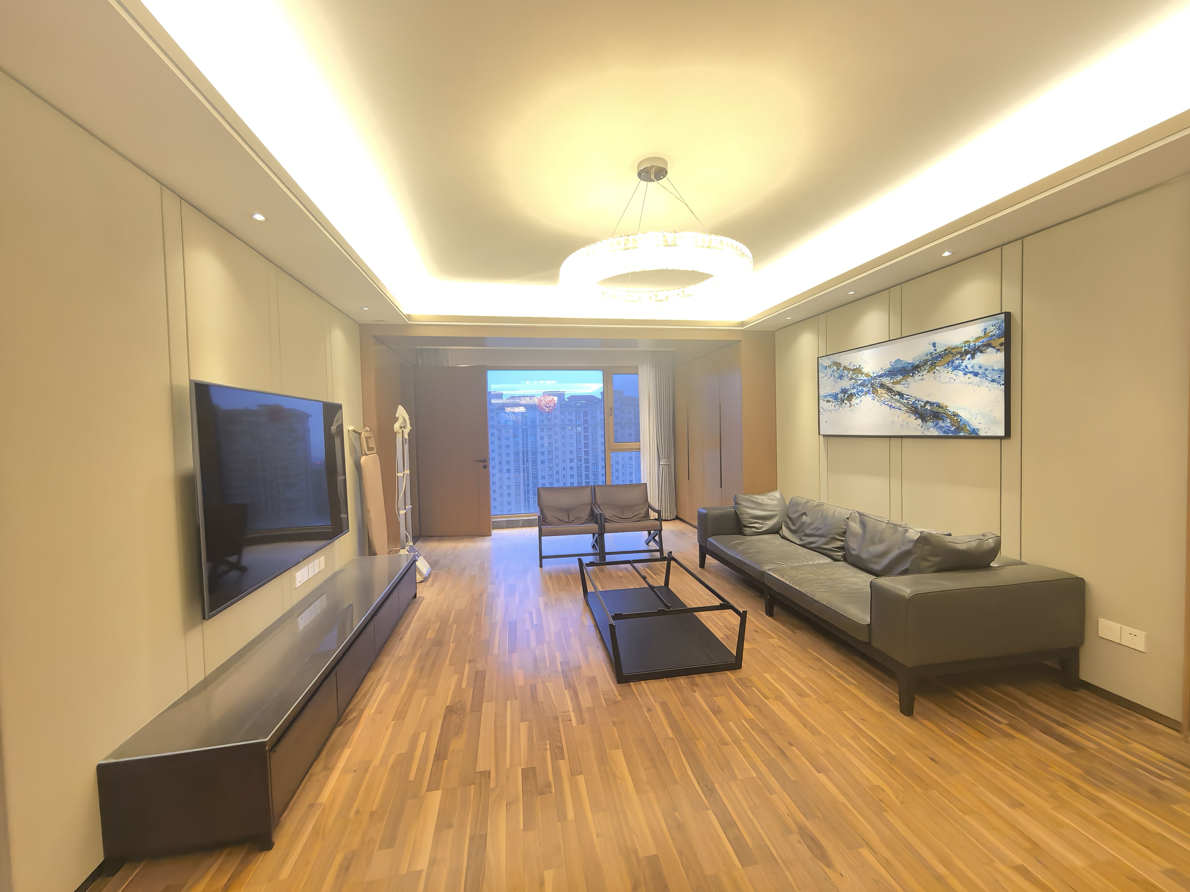 万濠世家 4室2厅2卫 165m²