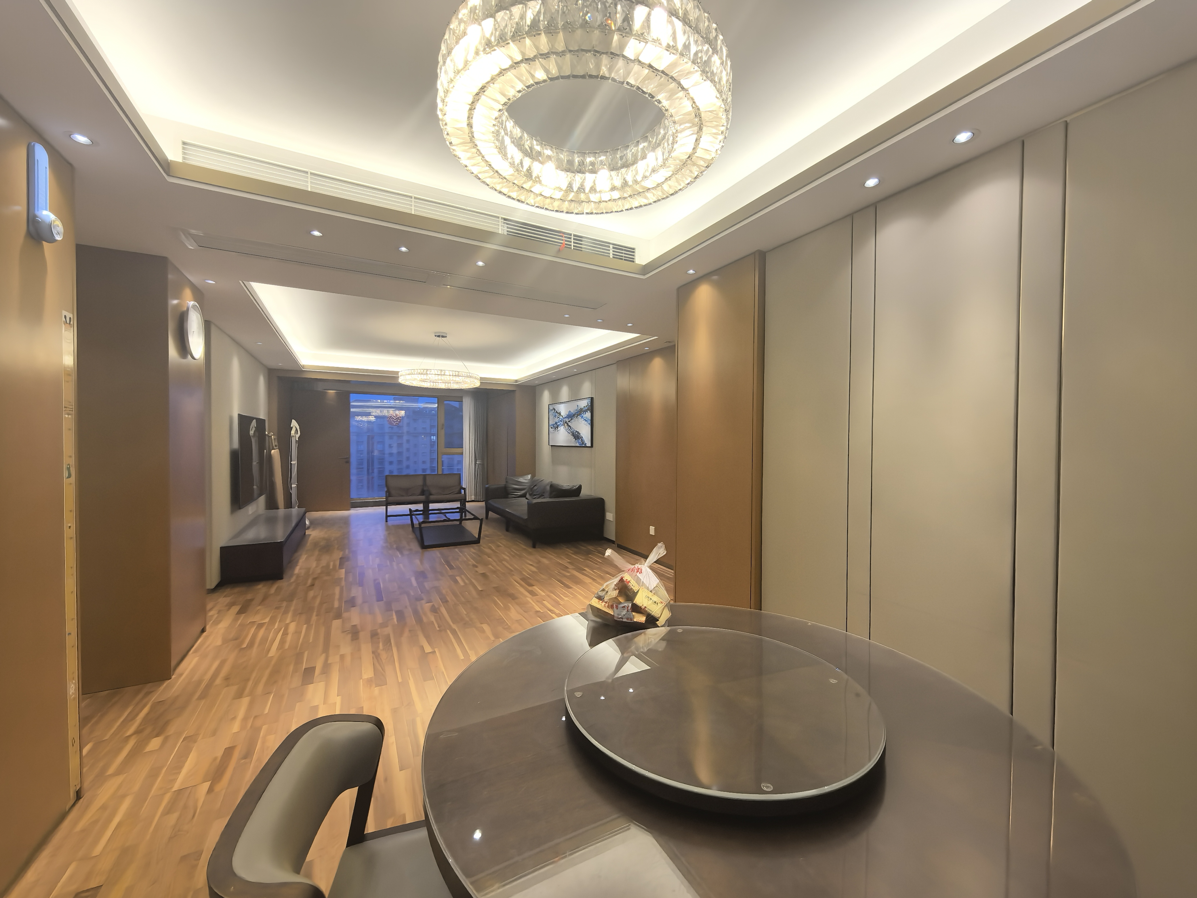 万濠世家 3室2厅2卫 165.00m&sup2;